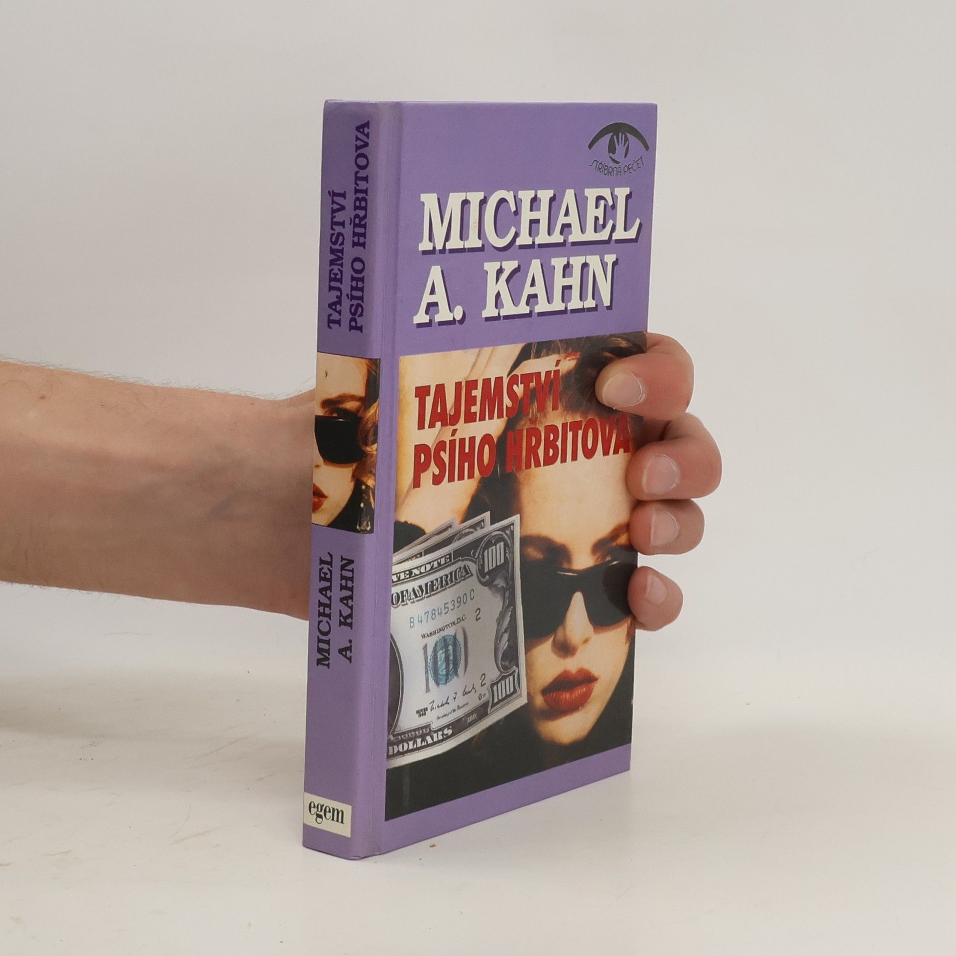 Michael A. Kahn Tajemství psího hřbitova