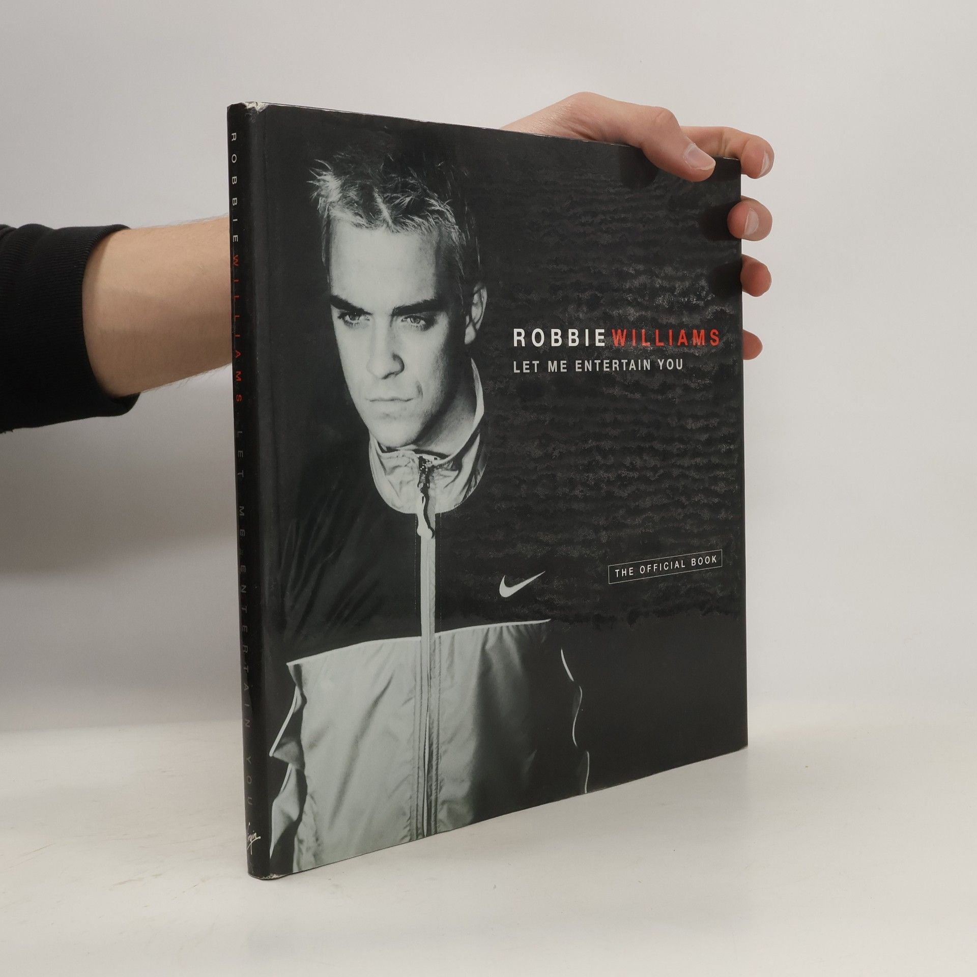 Robbie Williams Let Me Entertain You