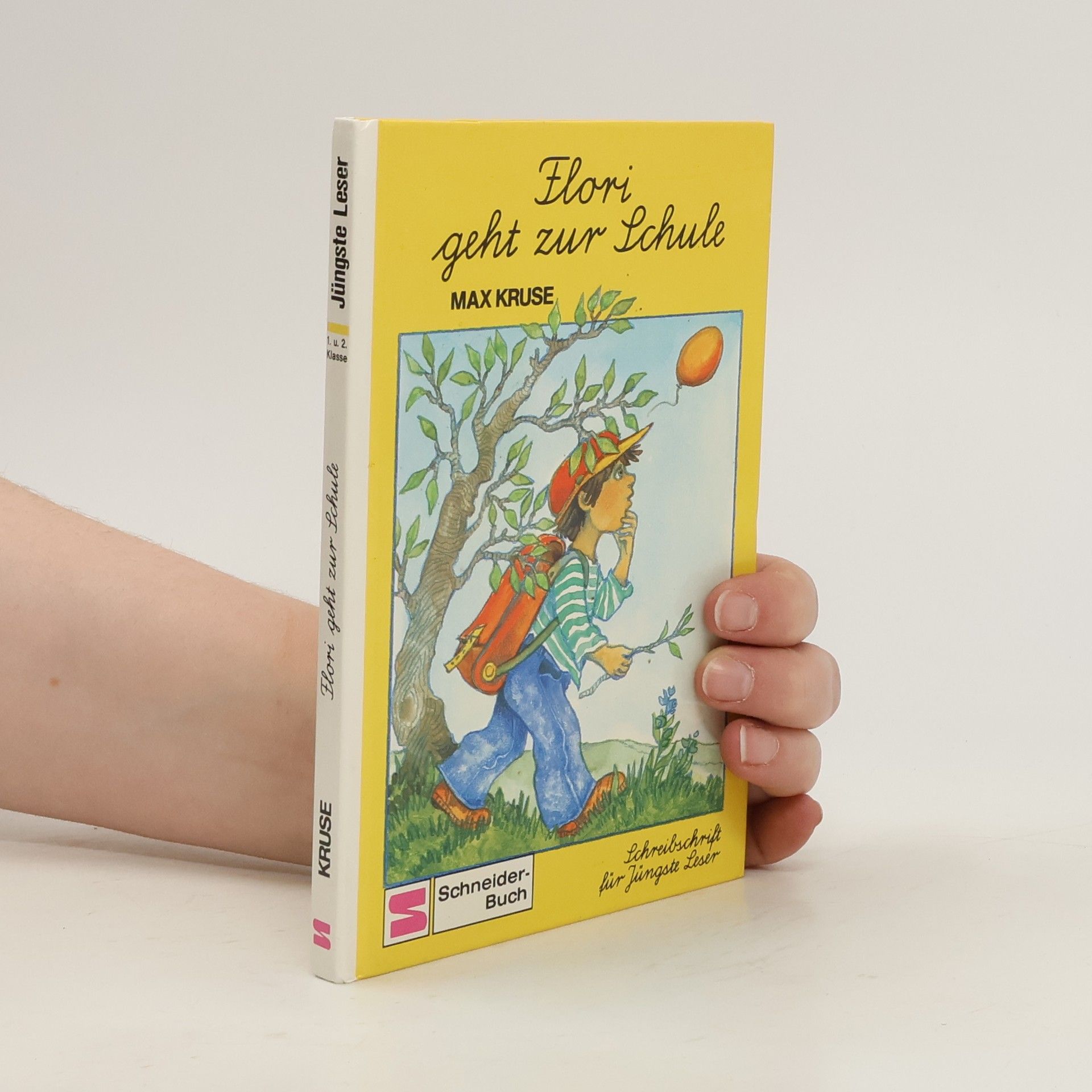 Max Kruse Flori geht zur Schule