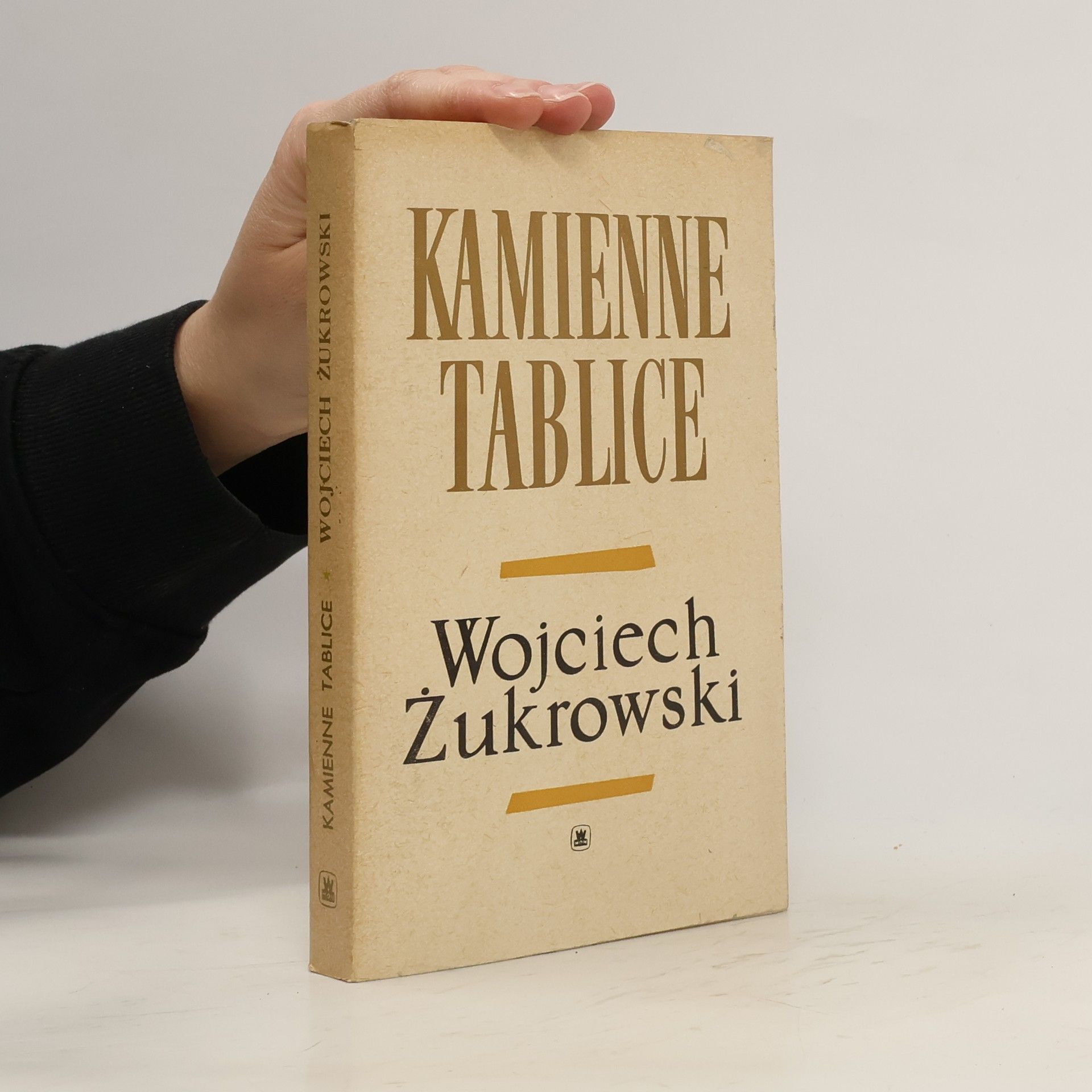 Žukrowski Wojciech Kamienne tablice