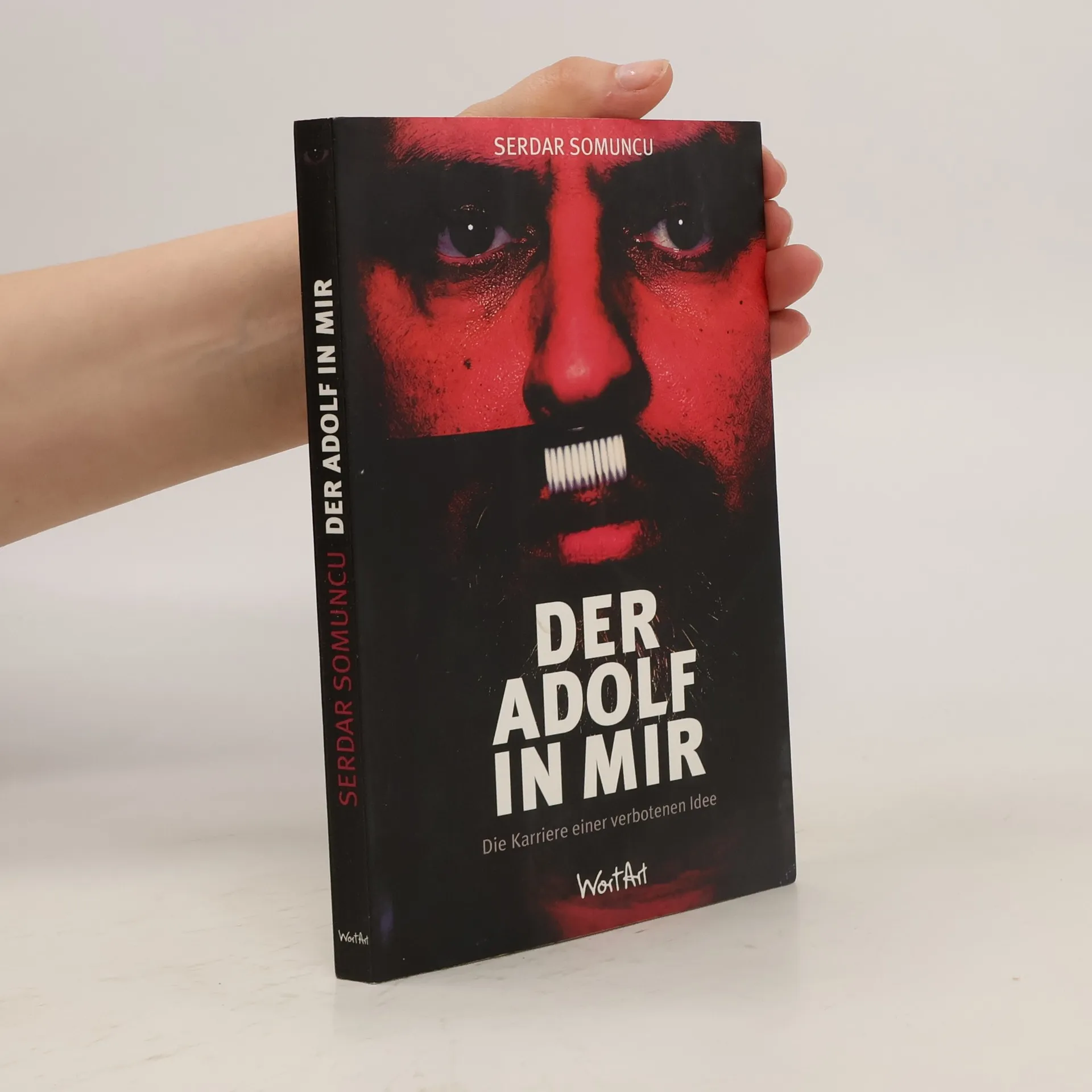 Der Adolf in mir | Buch | Serdar Somuncu