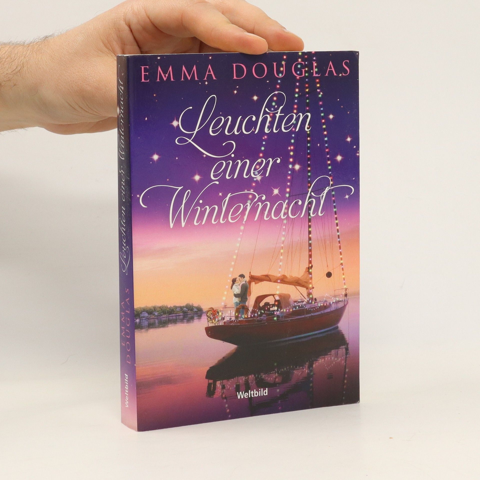 Emma Douglas Leuchten einer Winternacht