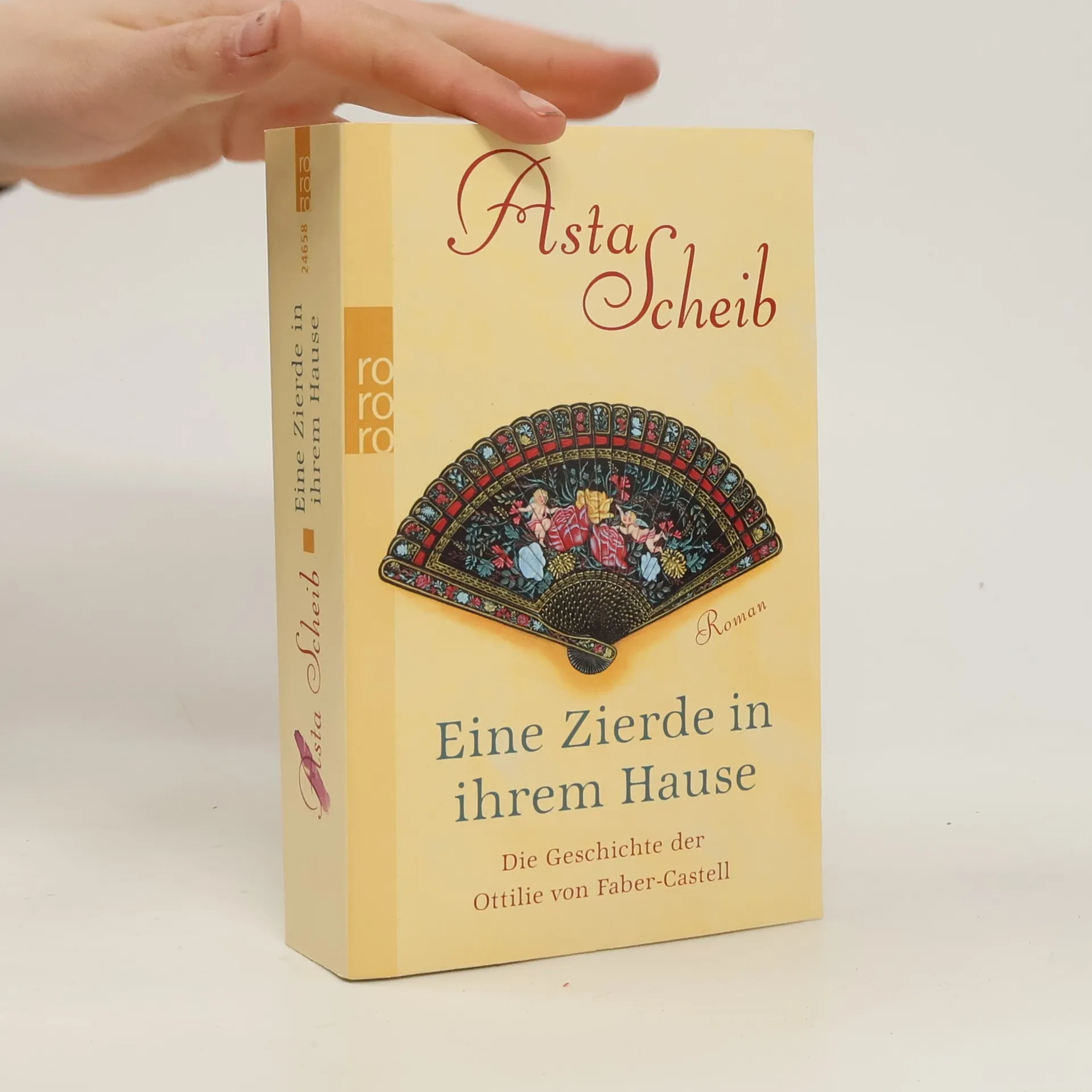 Eine Zierde in ihrem Hause | Book | Asta Scheib | DE