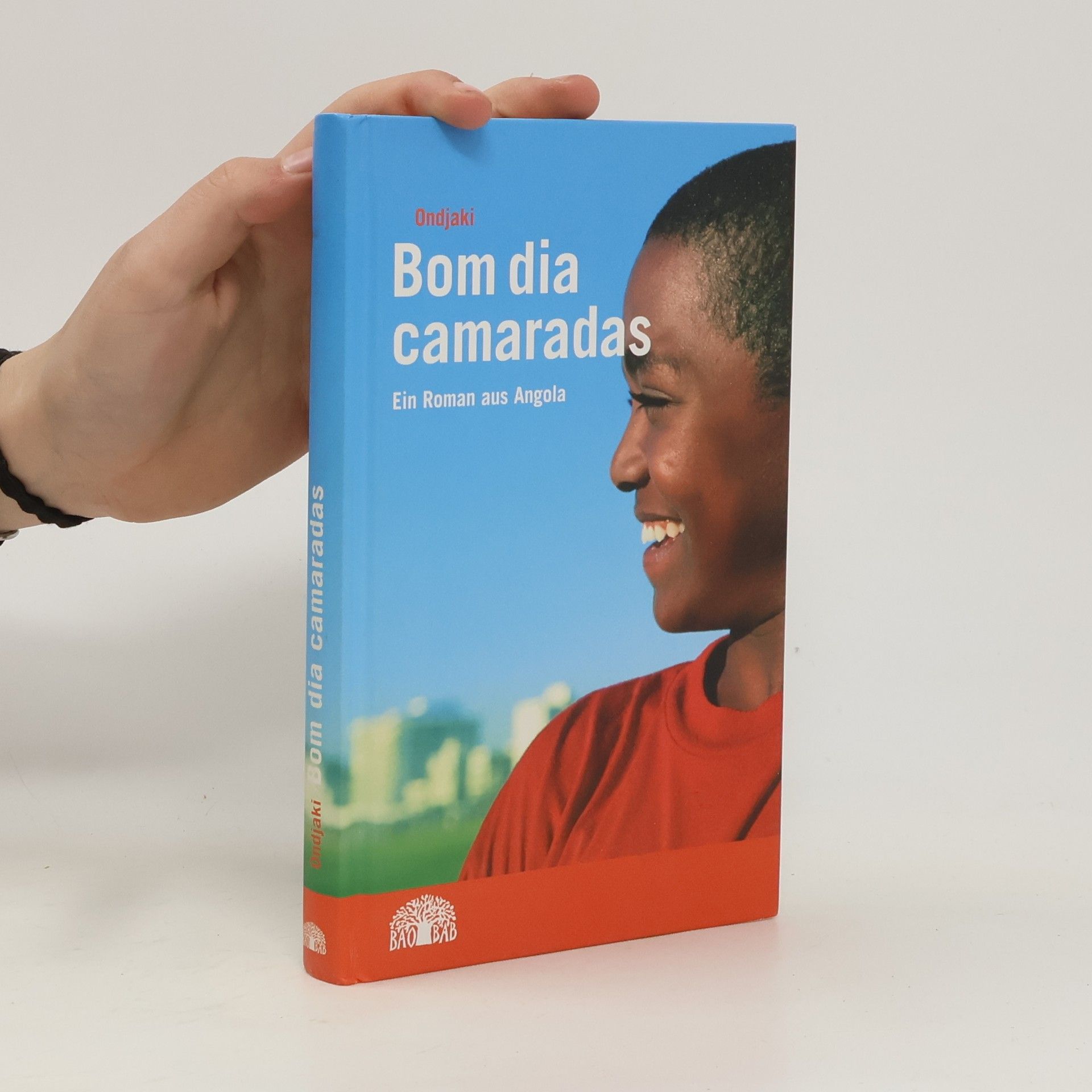 Ondjaki Bom dia camaradas