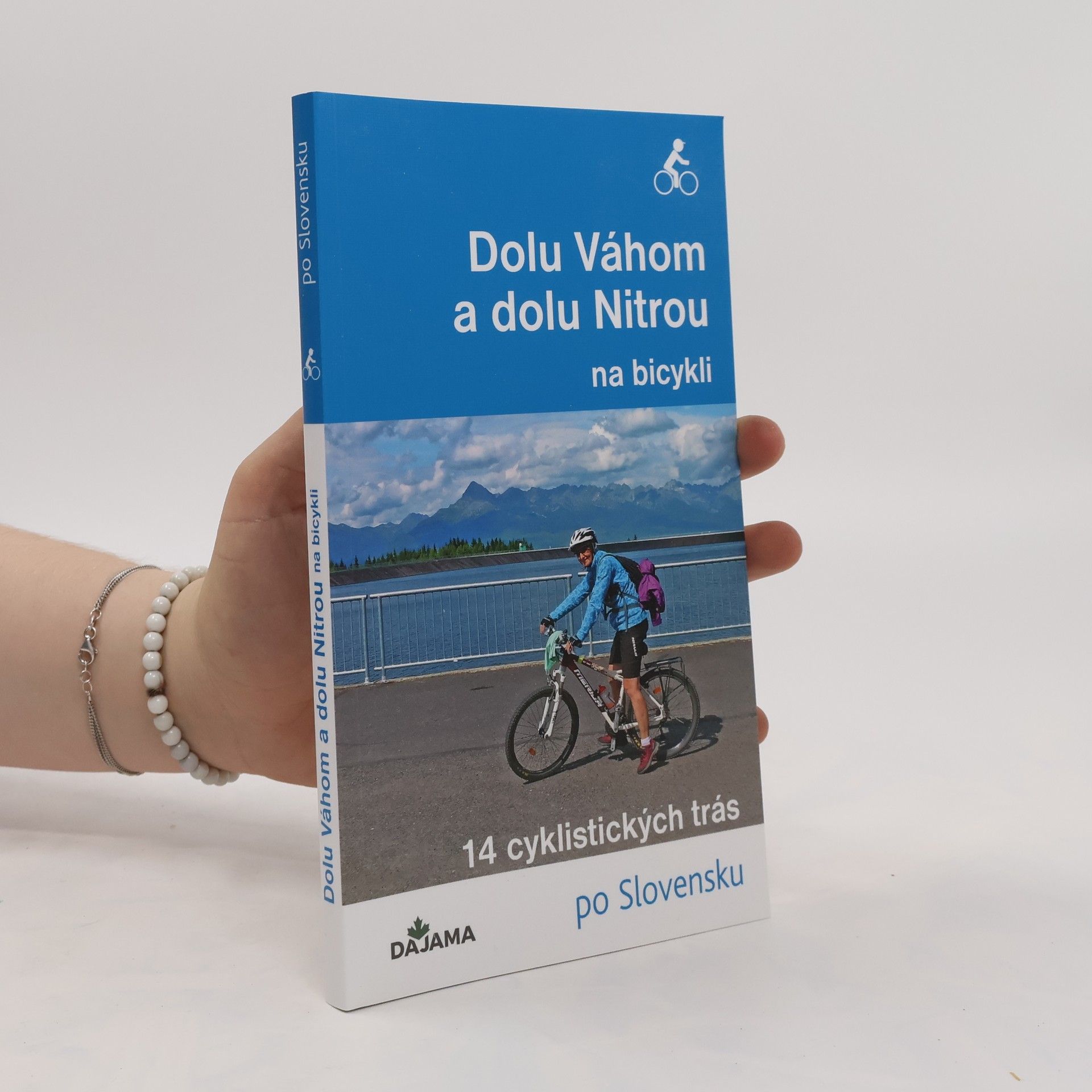 Eva Dučaiová Dolu Váhom a dolu Nitrou na bicykli