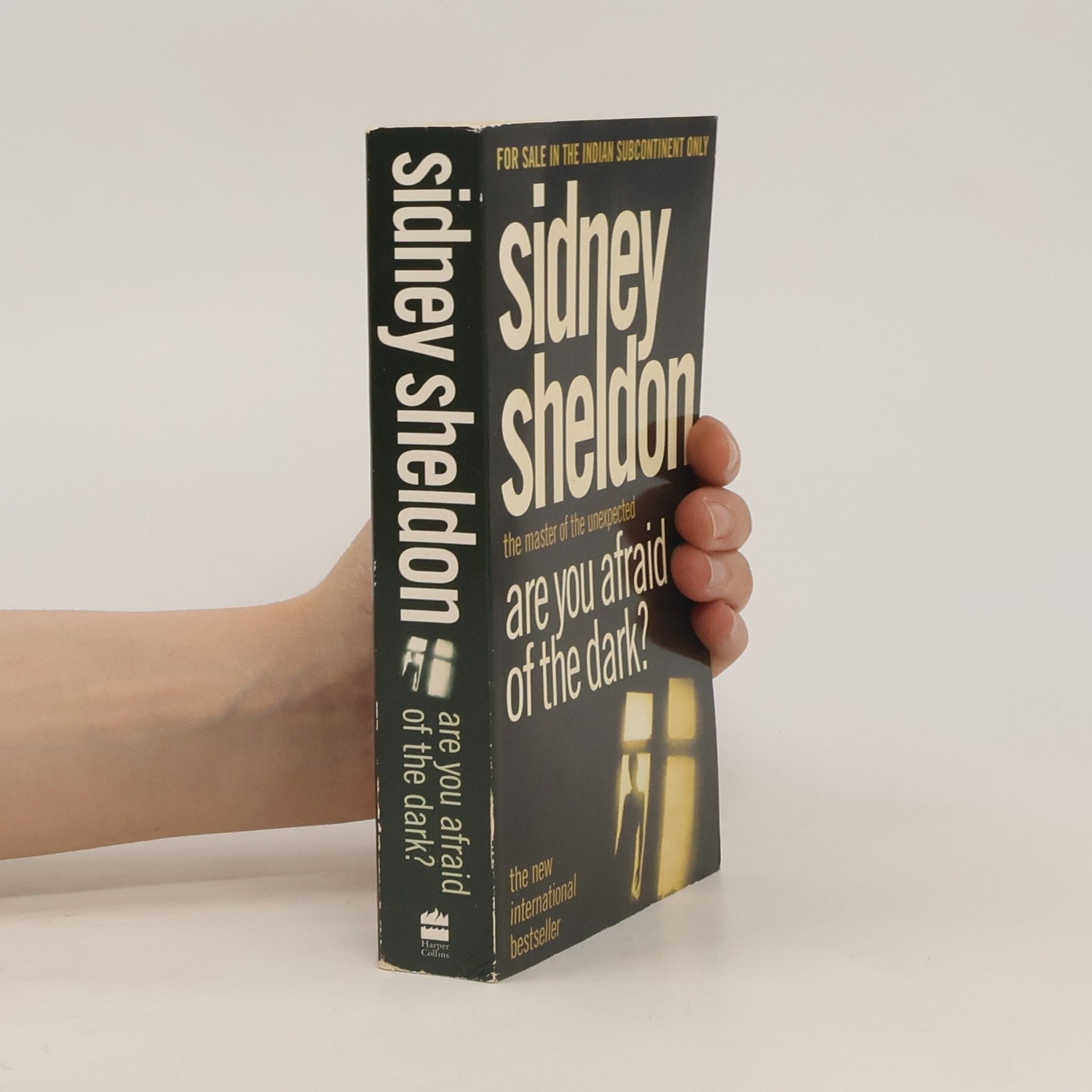 Sidney Sheldon Are You Afraid of the Dark?