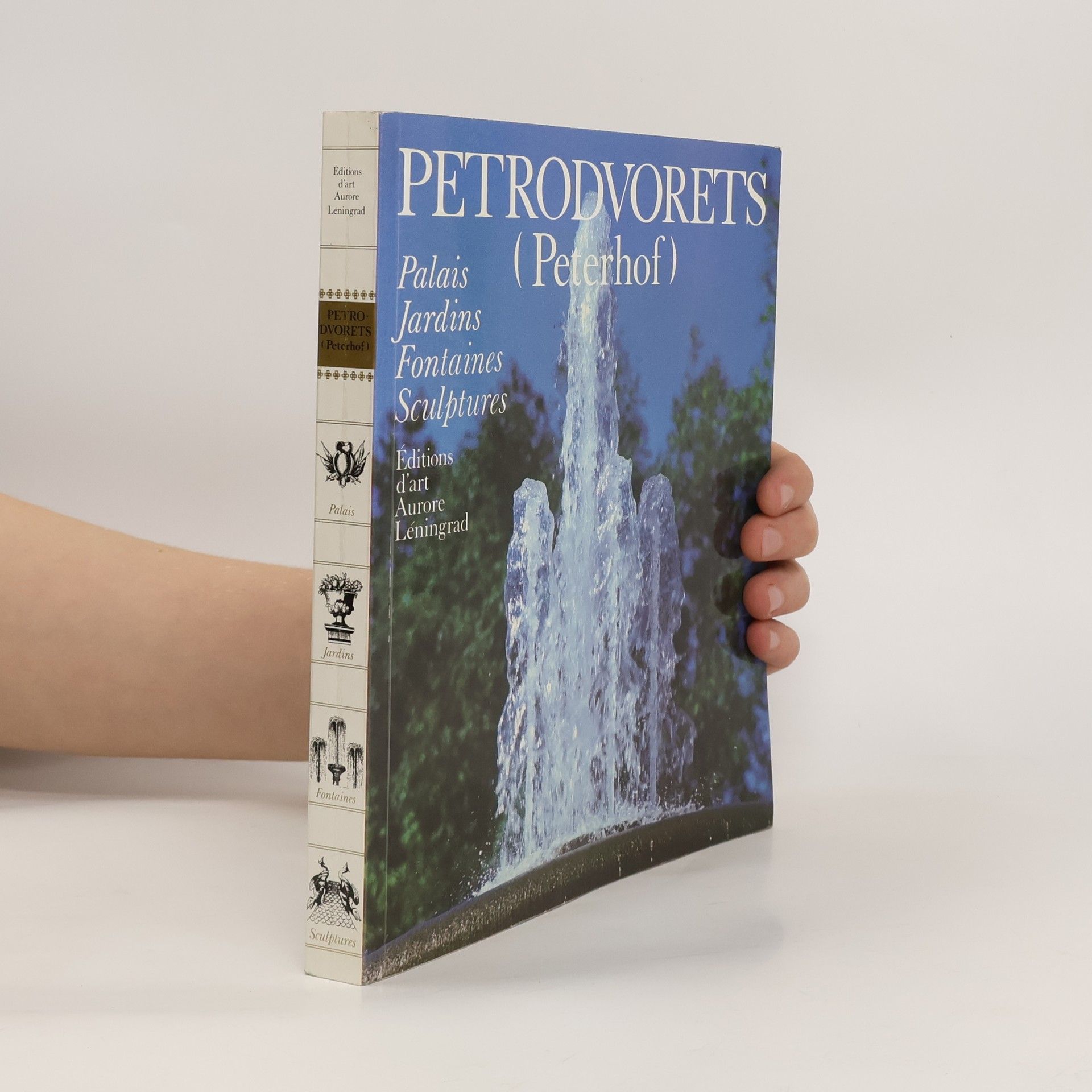 Autores varios Petrodvorets (Peterhof)
