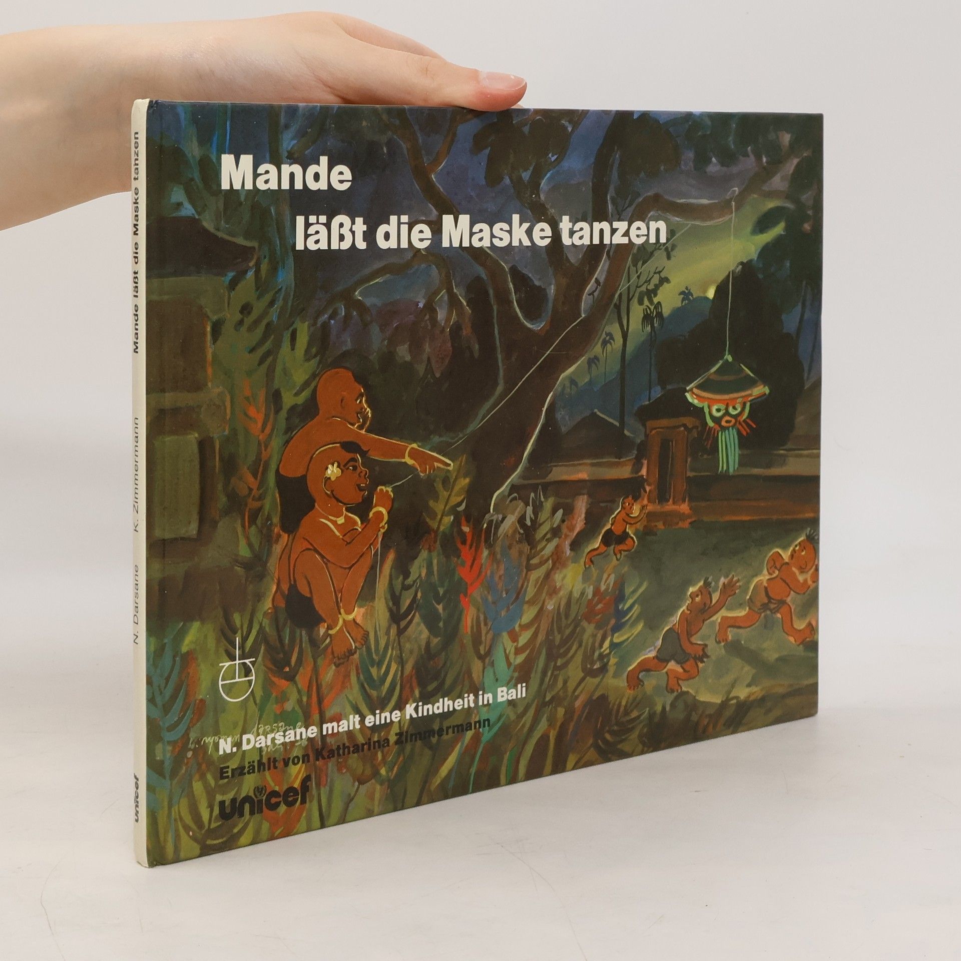 Nyoman Darsane Mande läßt die Maske tanzen