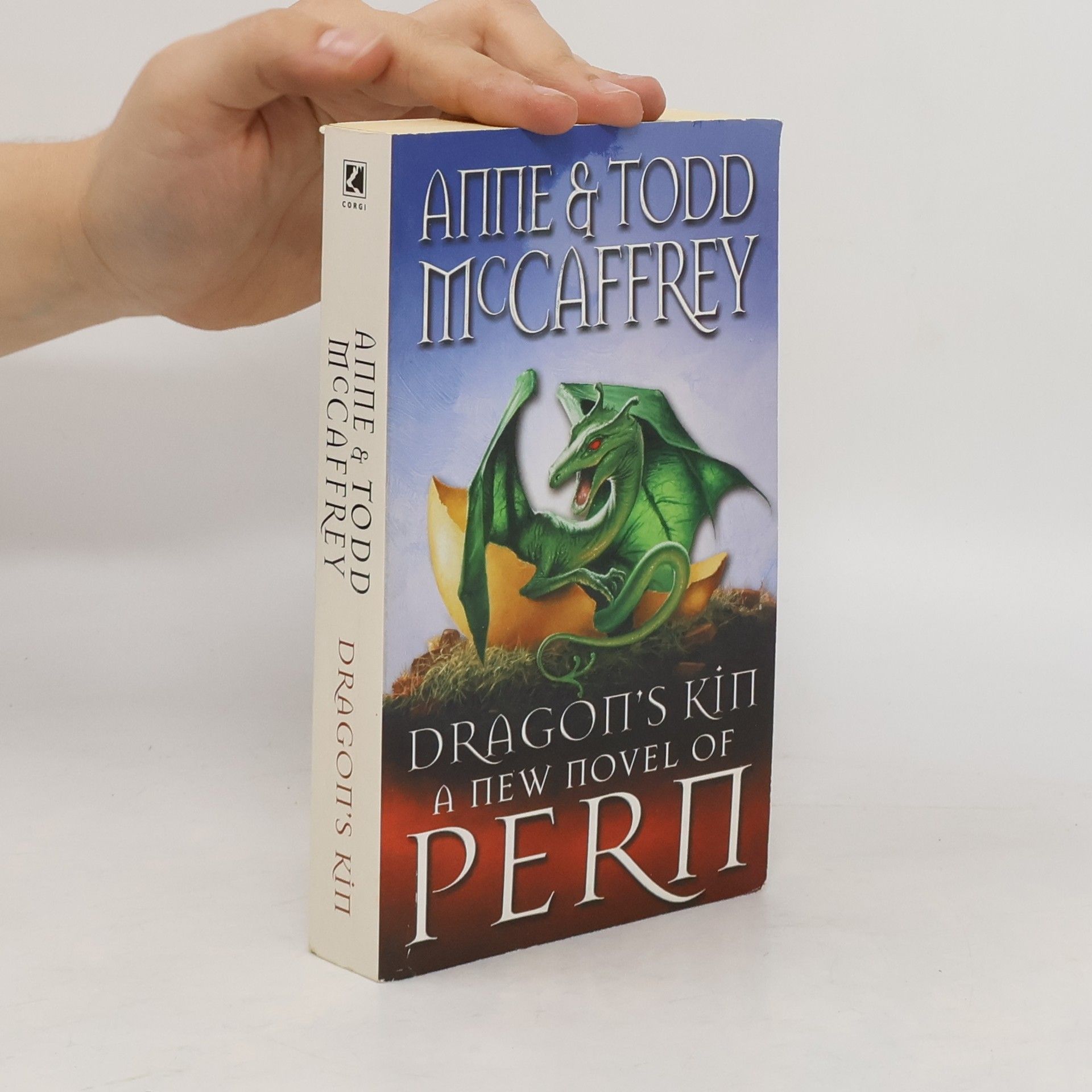 Anne Mac Caffrey Dragon's Kin