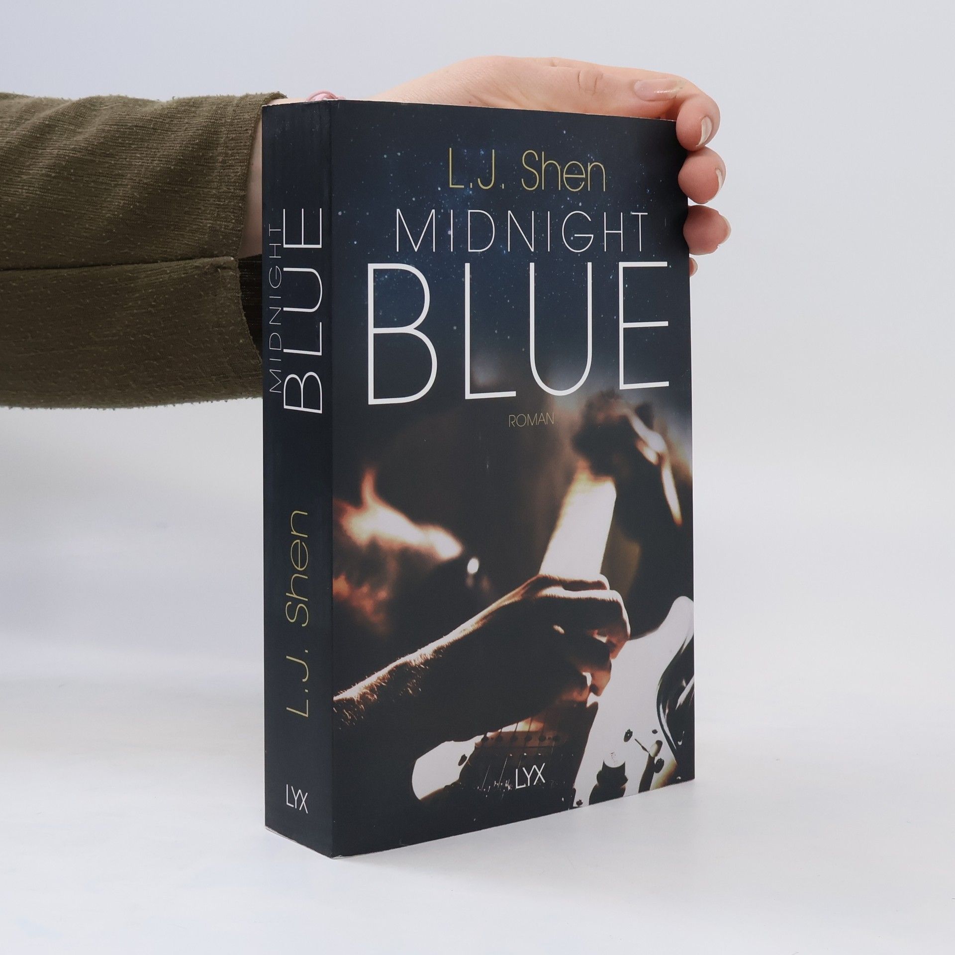 L. J. Shen Midnight blue