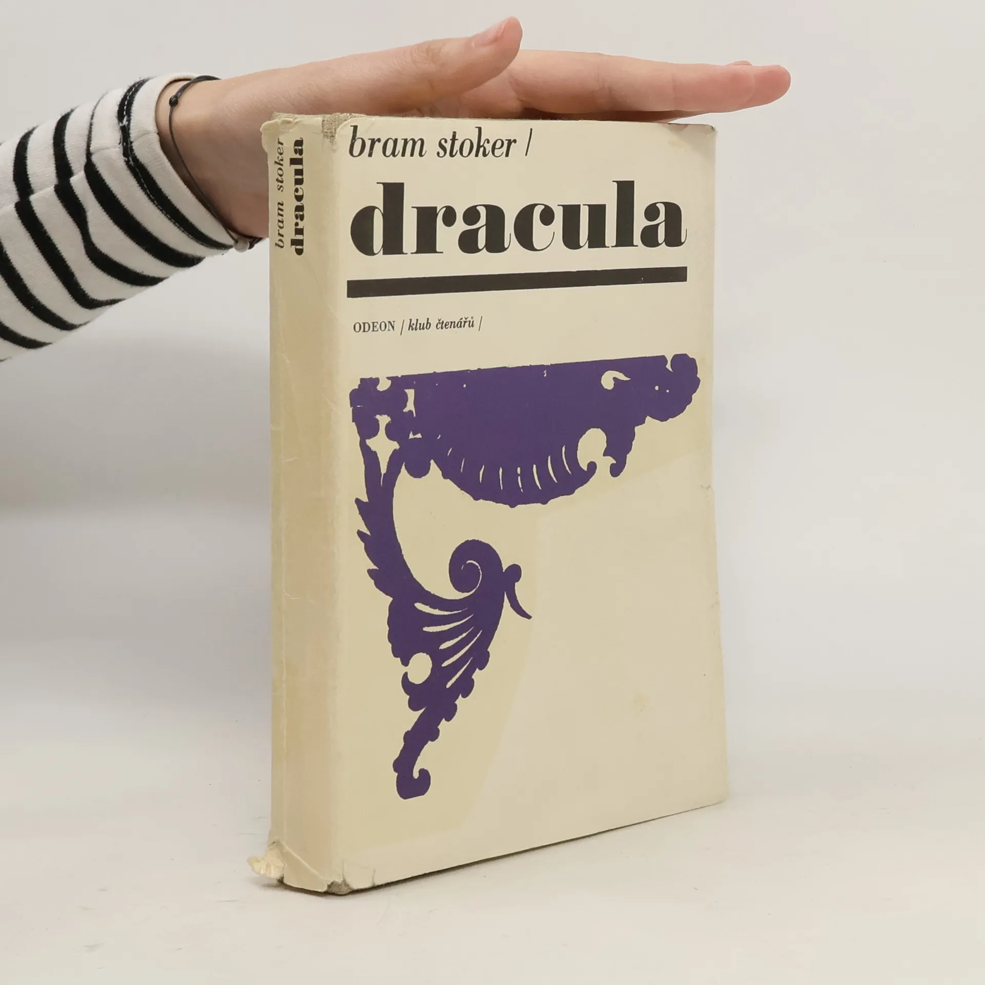Dracula | Libro | Copertina rigida | Bram Stoker | CS