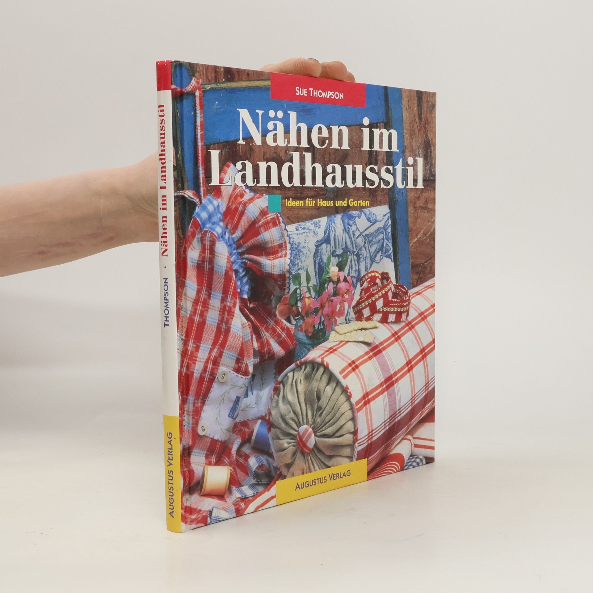 Collectif d'auteurs Nähen im Landhausstil