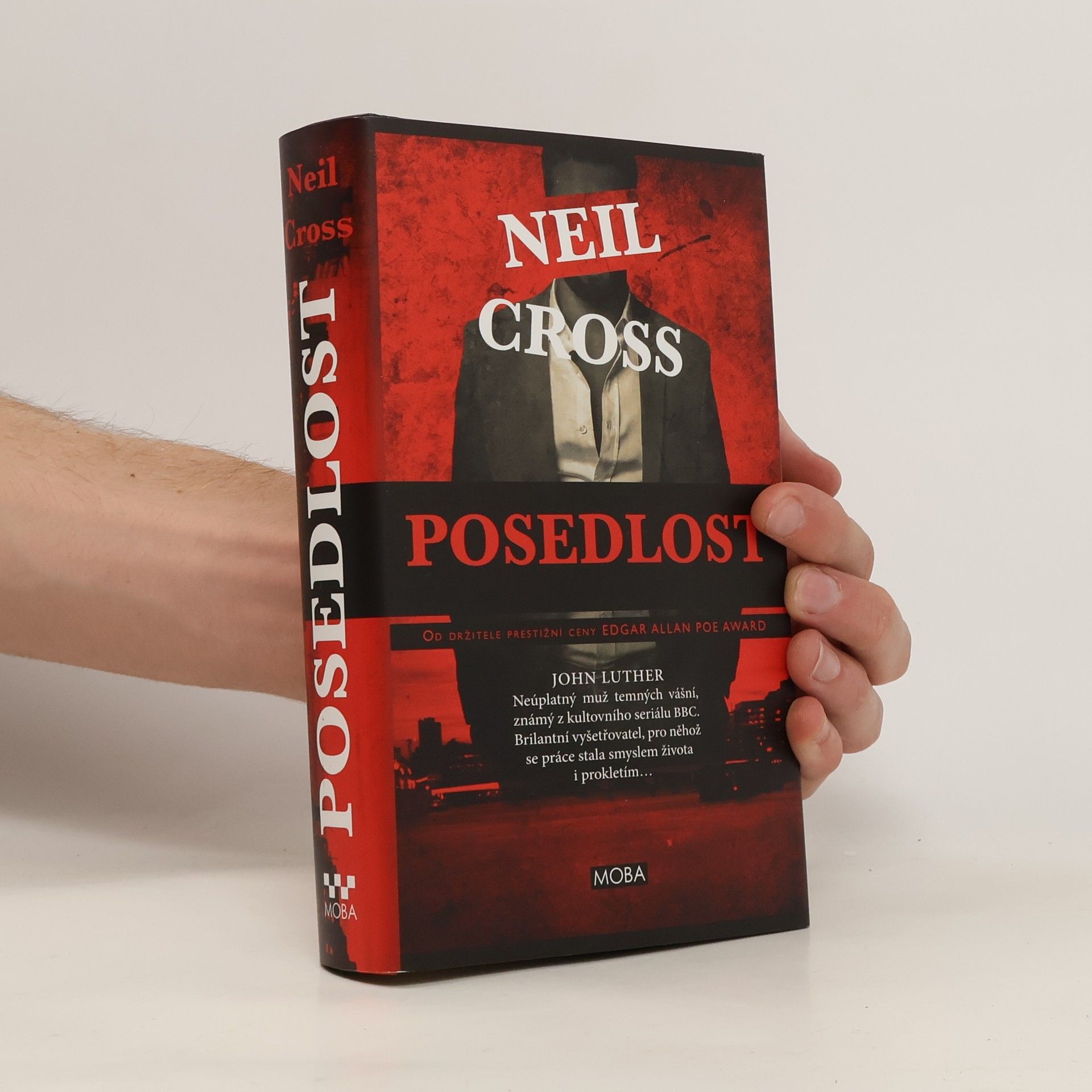 Neil Cross Posedlost