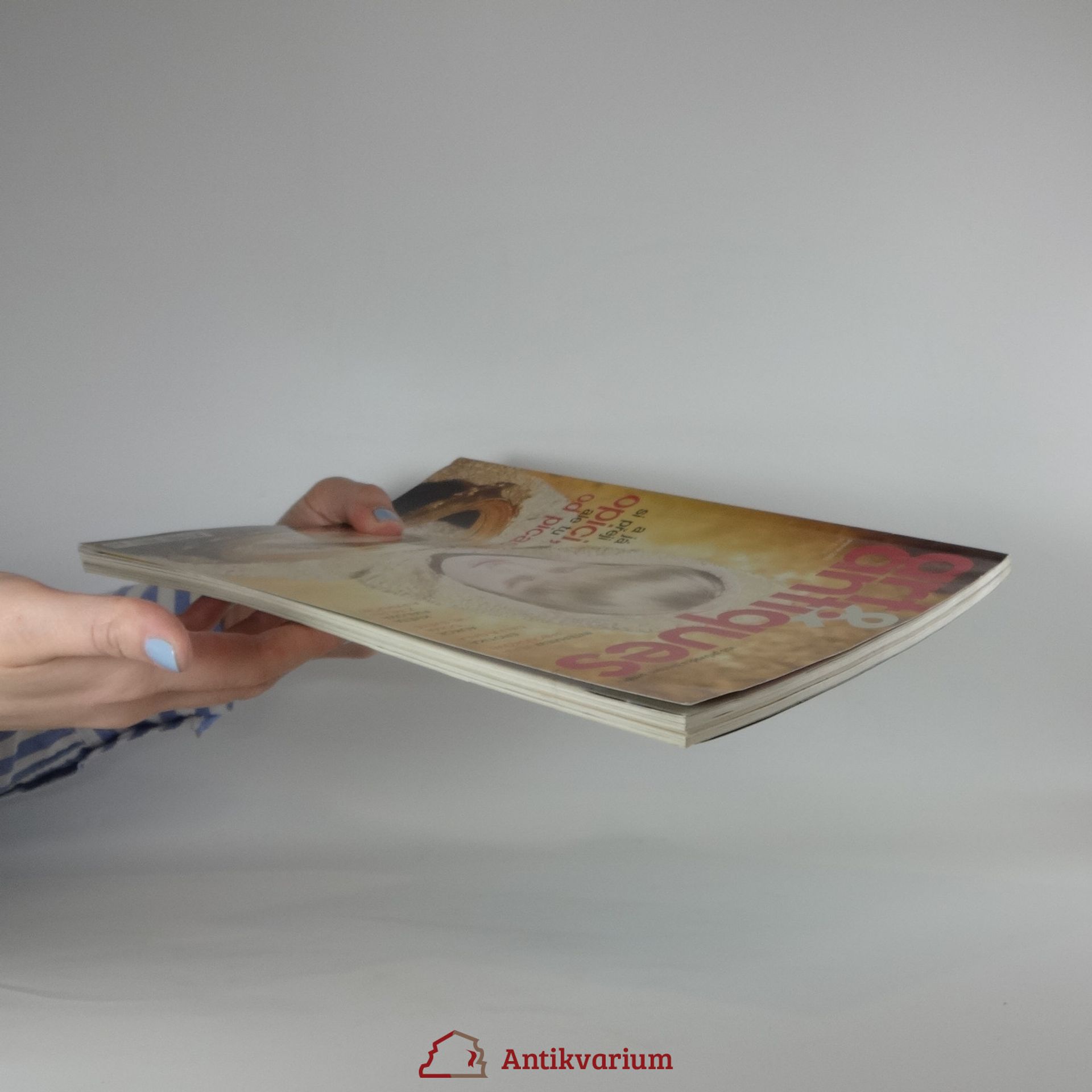 Various authors Art & Antiques 12/2022