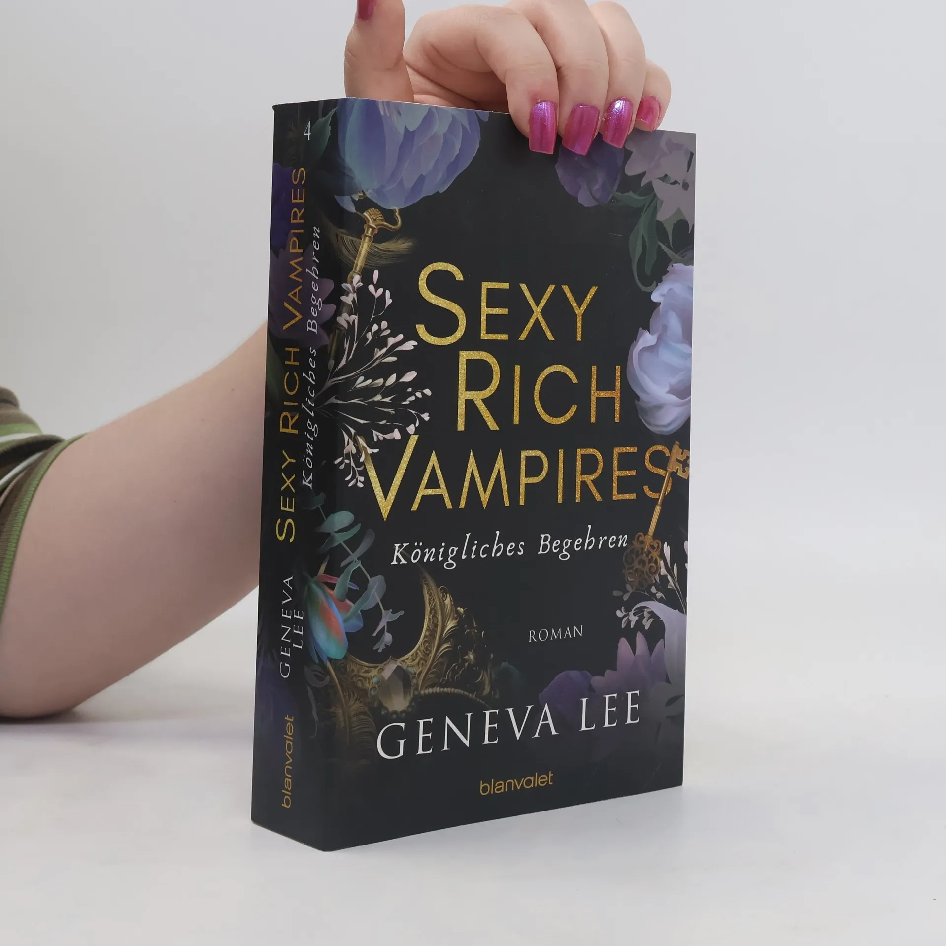 Sexy Rich Vampires - Königliches Begehren. Roman - Die neue verführerische Reihe von ROYALS-Erfolgsautorin Geneva Lee | Buch | Paperback | Geneva Lee