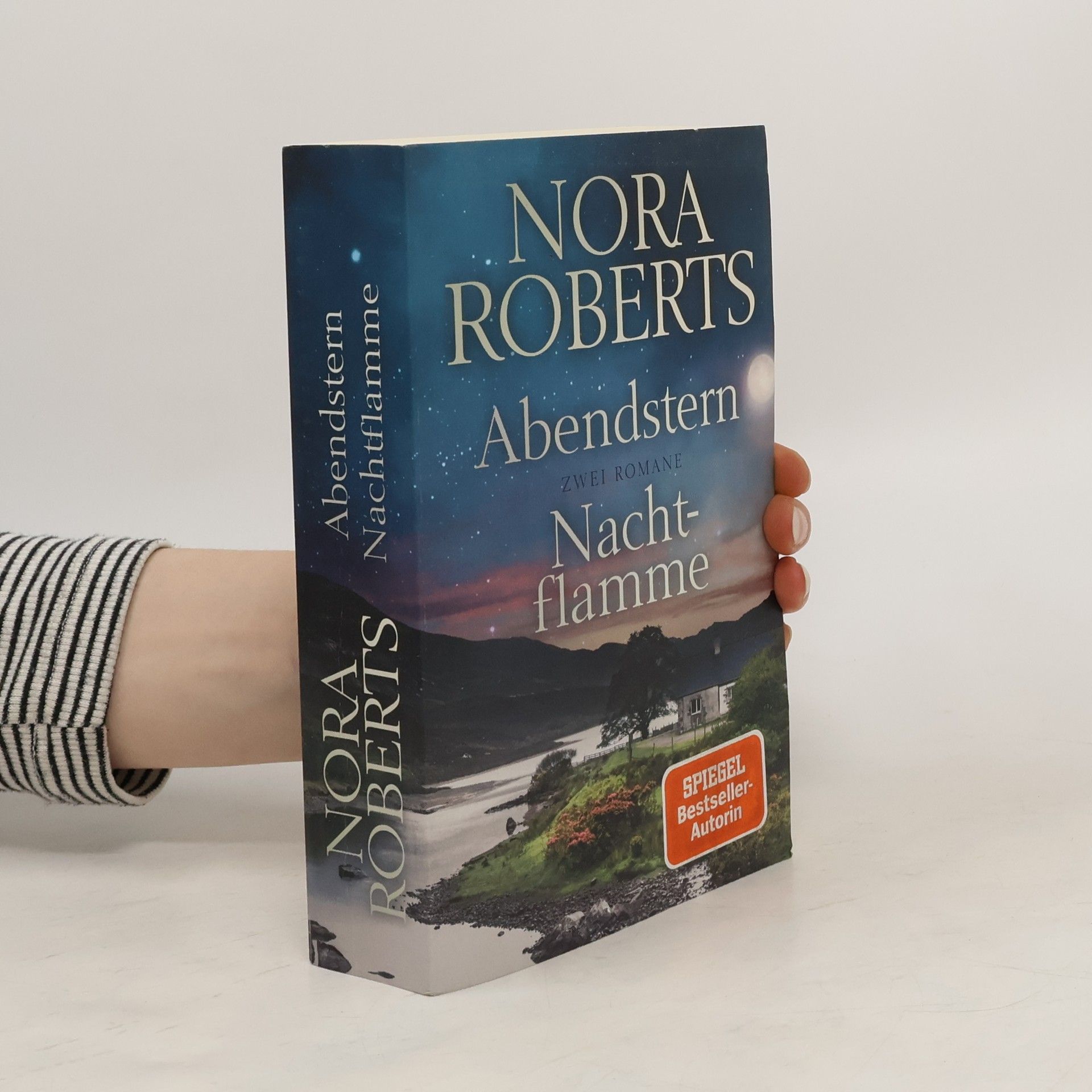 Nora Roberts Abendstern. Nachtflamme