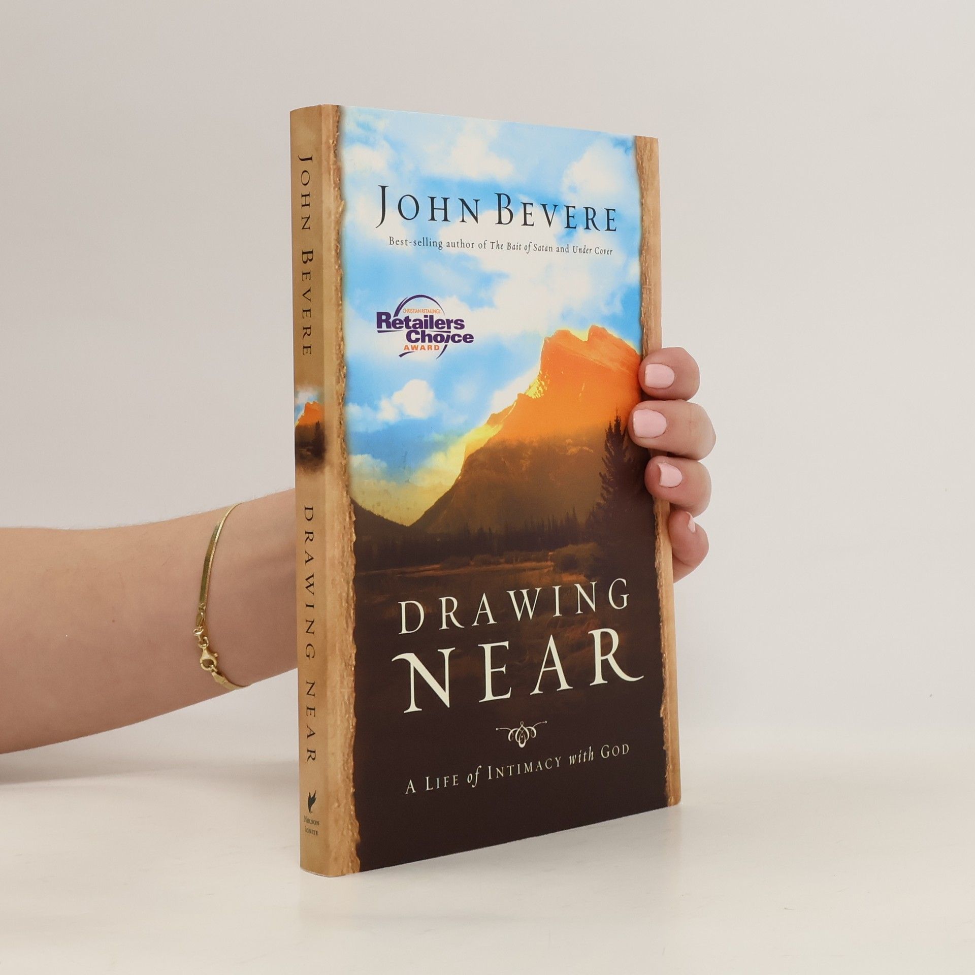 Bevere John Drawing Near