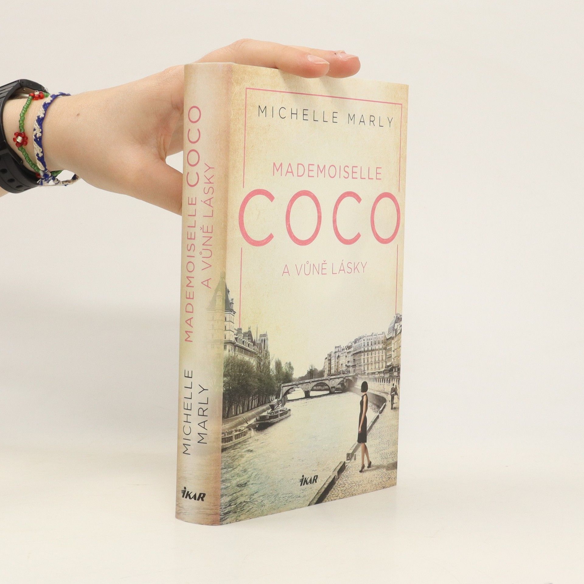 Micaela Jary Mademoiselle Coco a vůně lásky