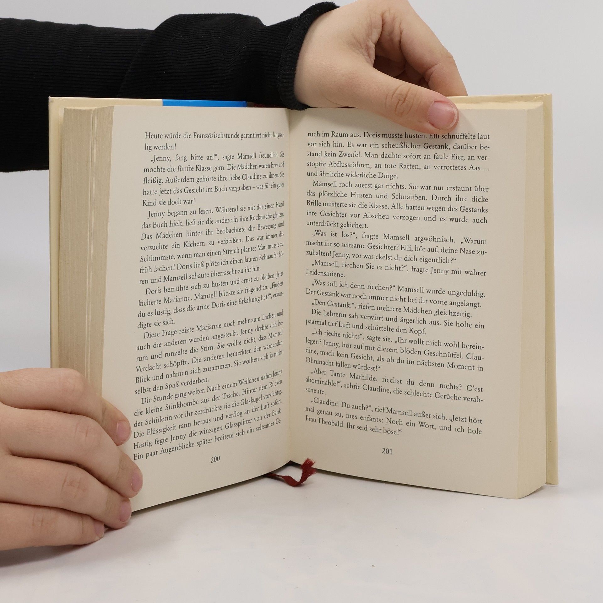 Enid Blyton Hanni und Nanni, Sammelband 4. Hanni u. Nanni geben ein Fest; Lustige Streiche mit Hanni und Nanni; Hanni und Nanni und ihre Gäste