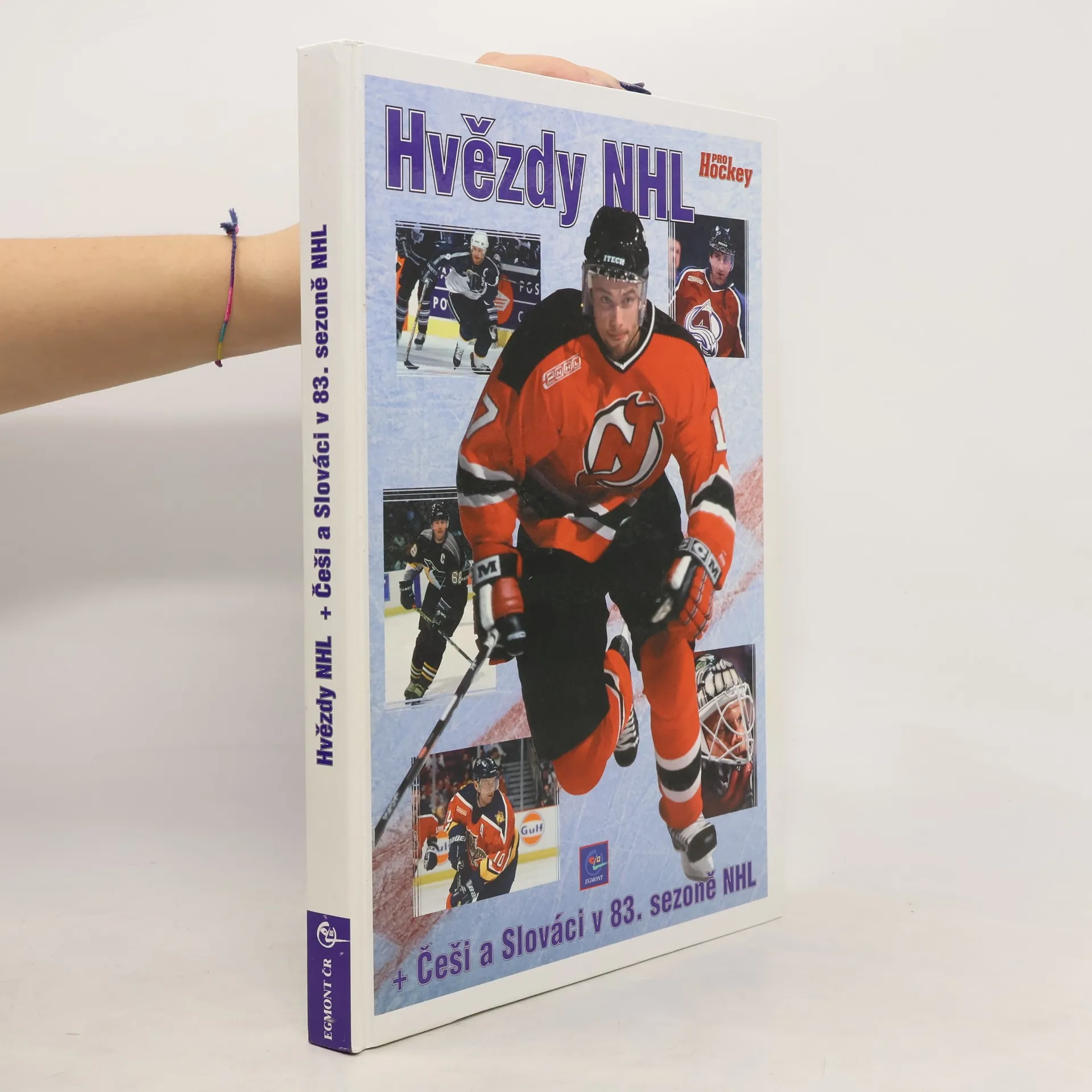 Hvězdy NHL + Češi a Slováci v 83. sezoně NHL | Kniha | pevná | kolektiv | CS