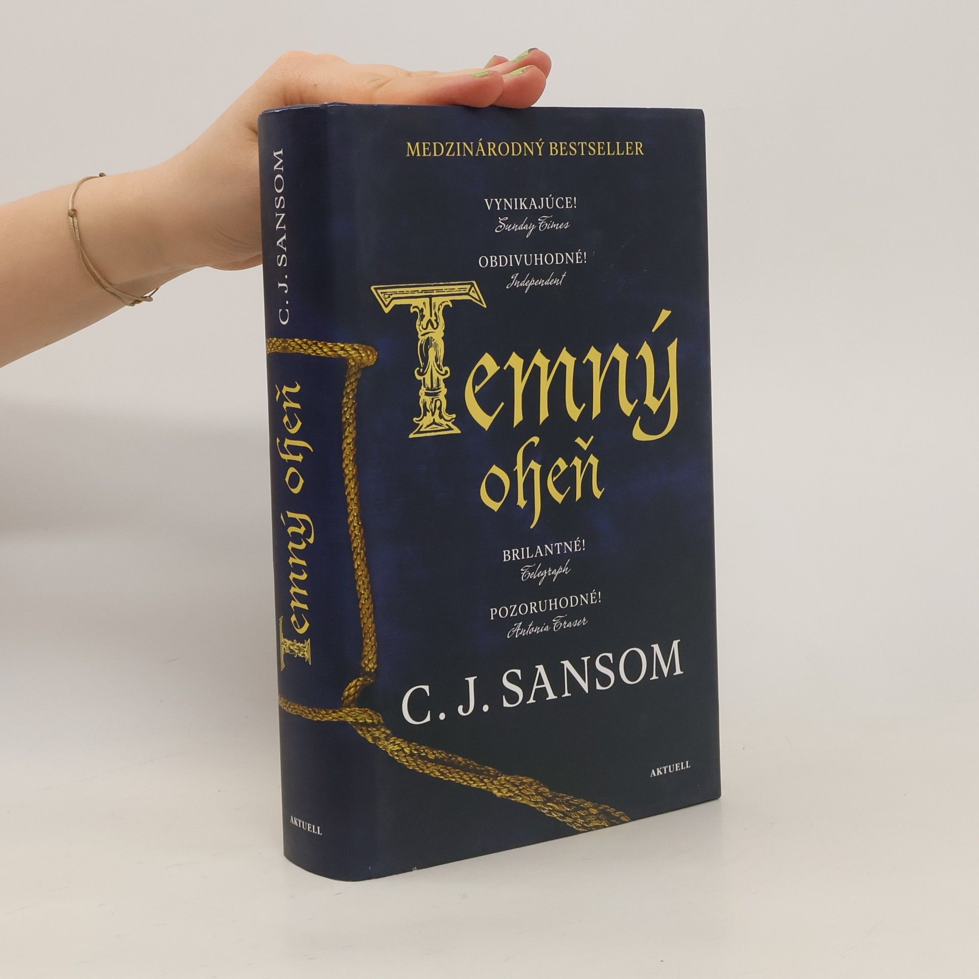 C. J. Sansom Temný oheň