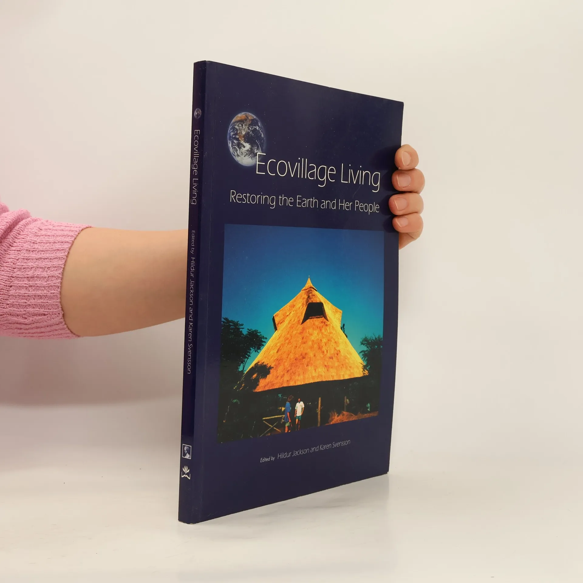 Ecovillage Living | Book | Paperback | Hildur Jackson | EN
