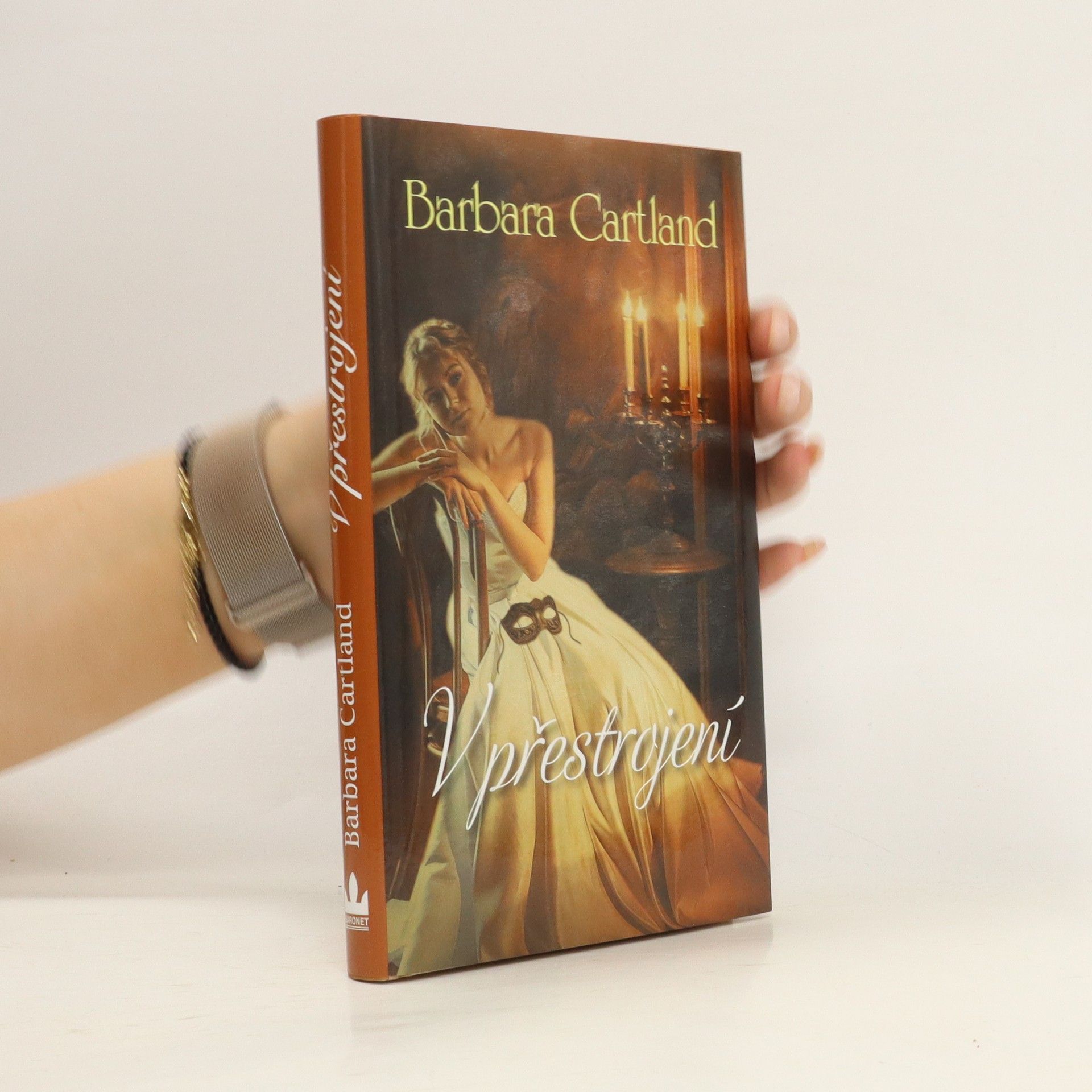Barbara Cartland V přestrojení