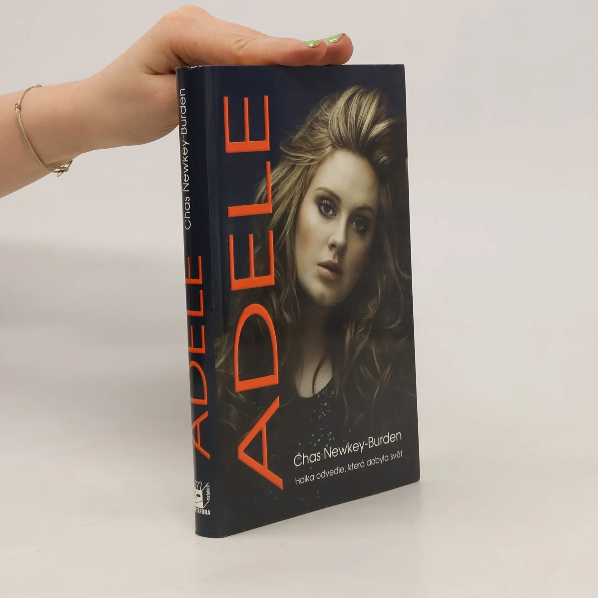 Adele | Kniha | mäkká | Chas Newkey Burden | CS