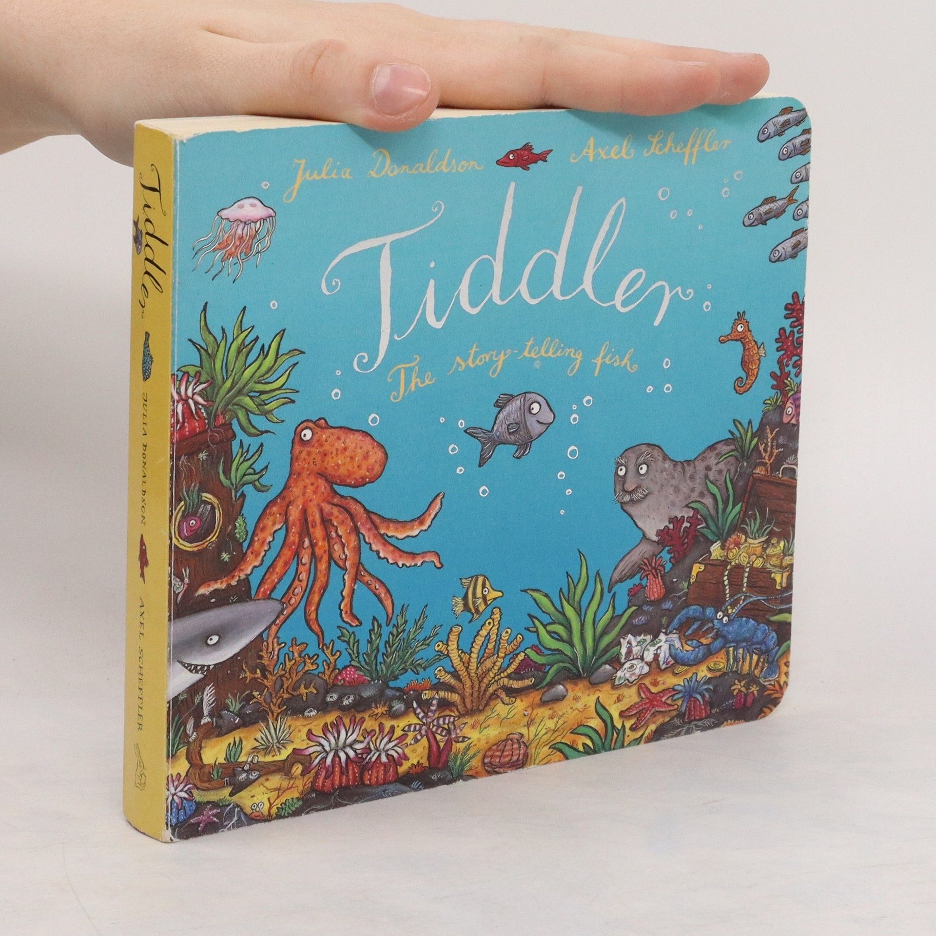 Julia Donaldson Tiddler. The story-telling fish