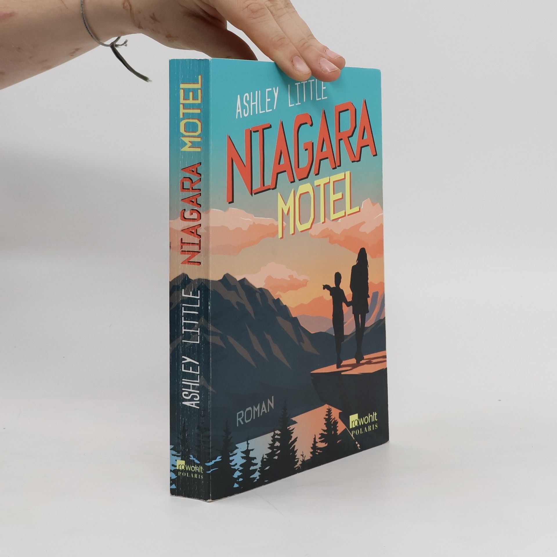 Ashley Little Niagara Motel