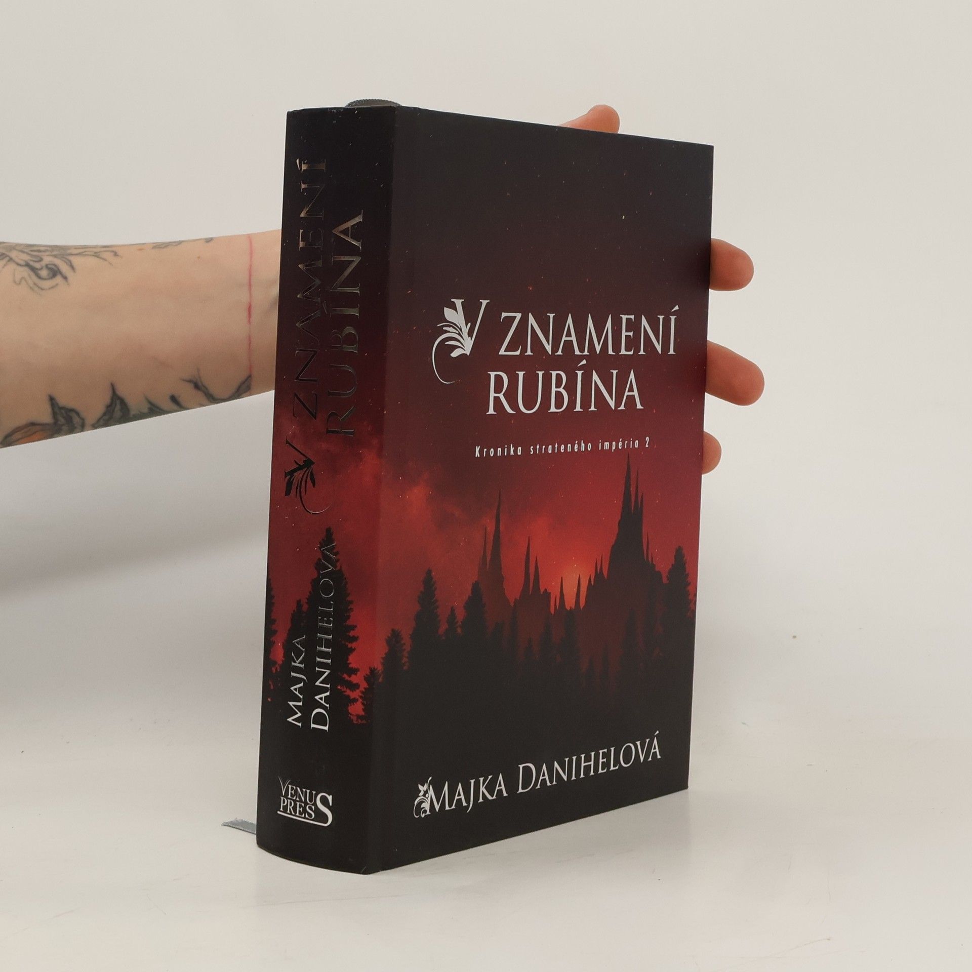 Danihelová Majka V znamení rubína