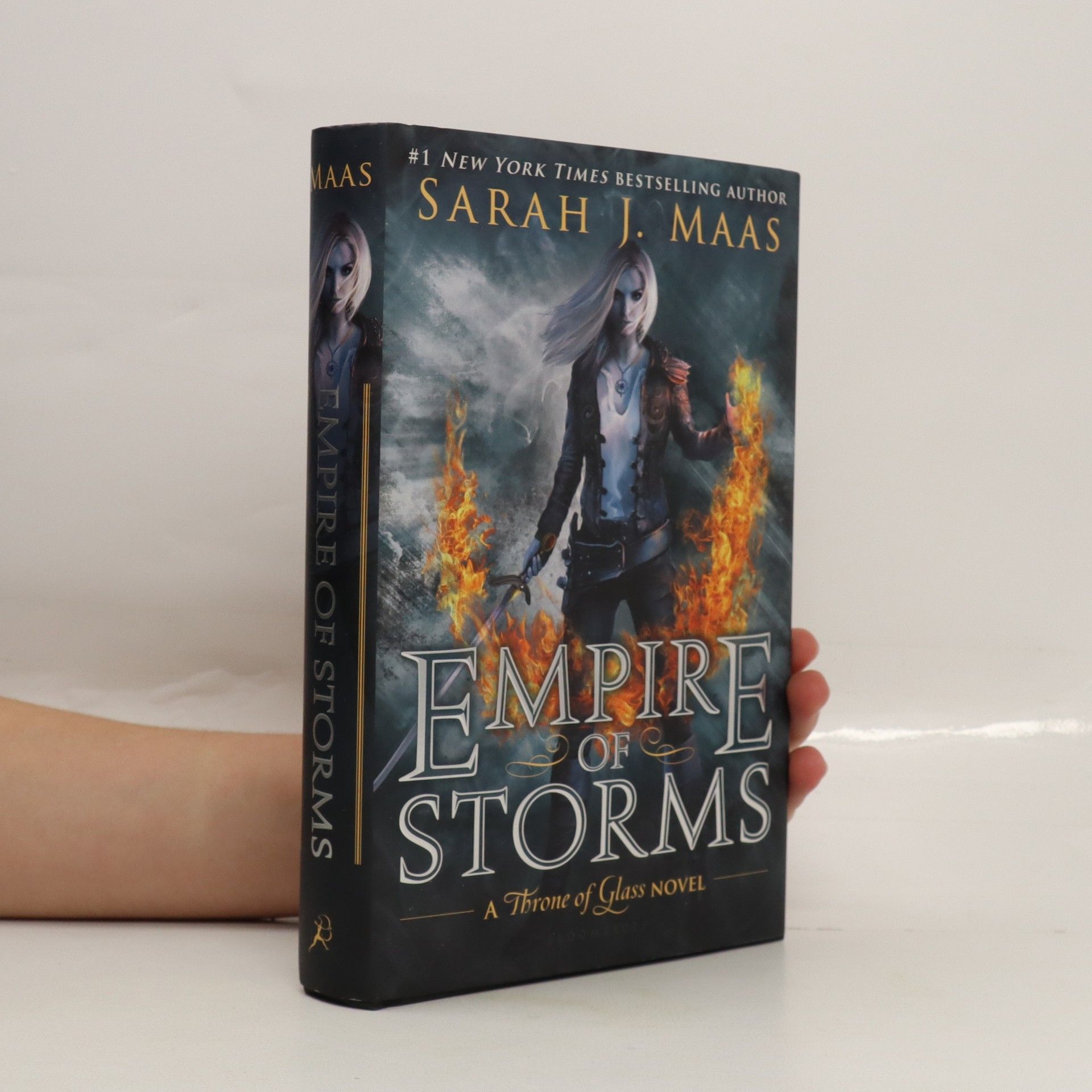Sarah J. Maas Empire of storms