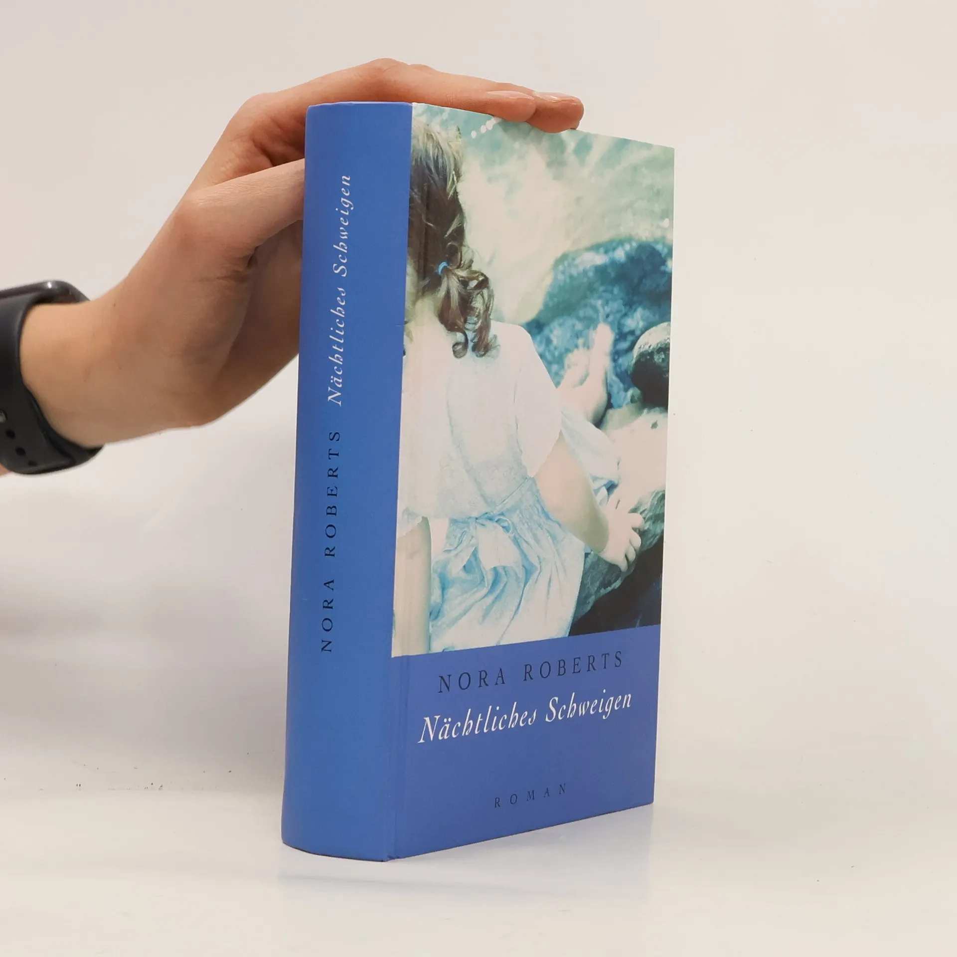 Nächtliches Schweigen | Book | Hardcover | Nora Roberts | DE