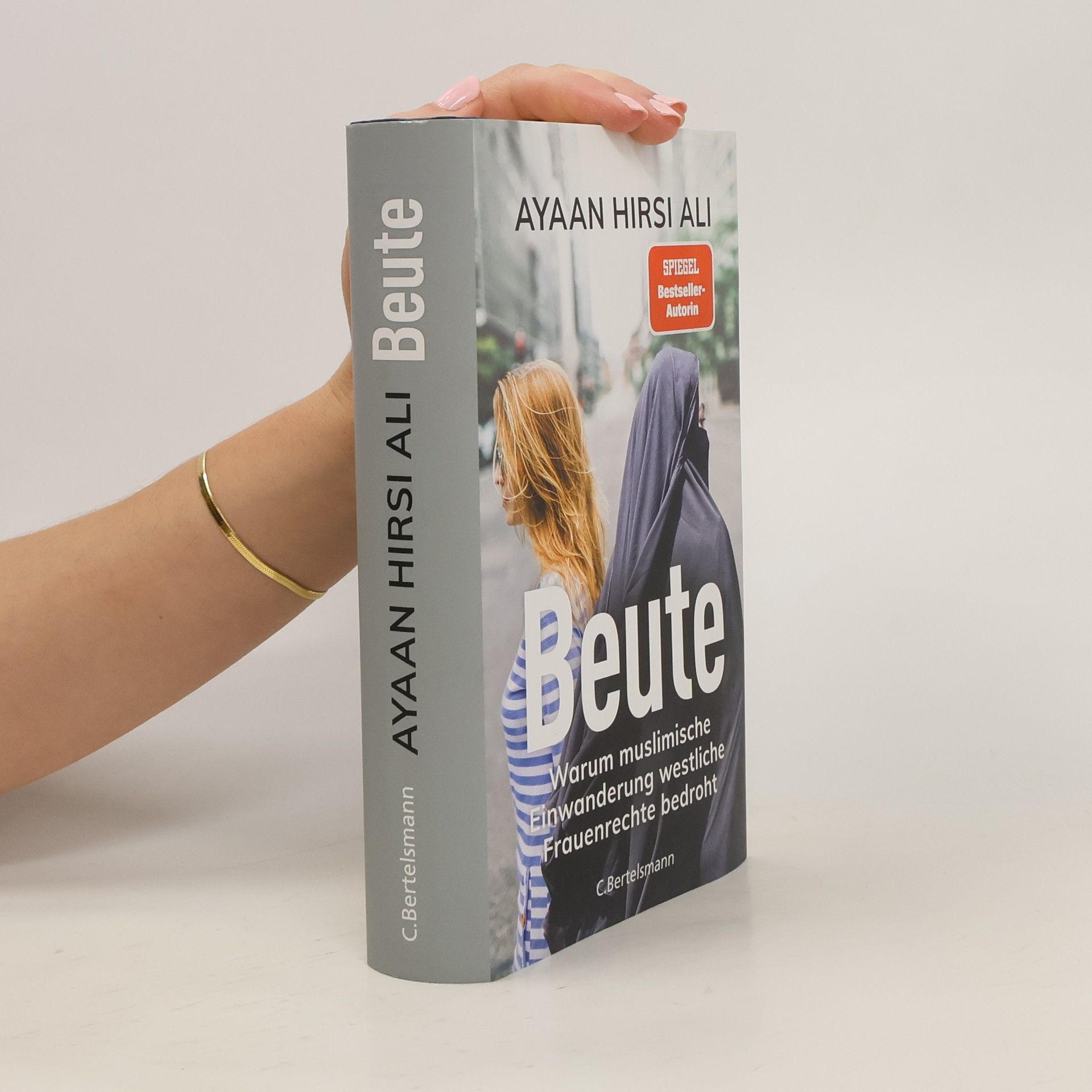 Ayaan Hirsi Ali Beute