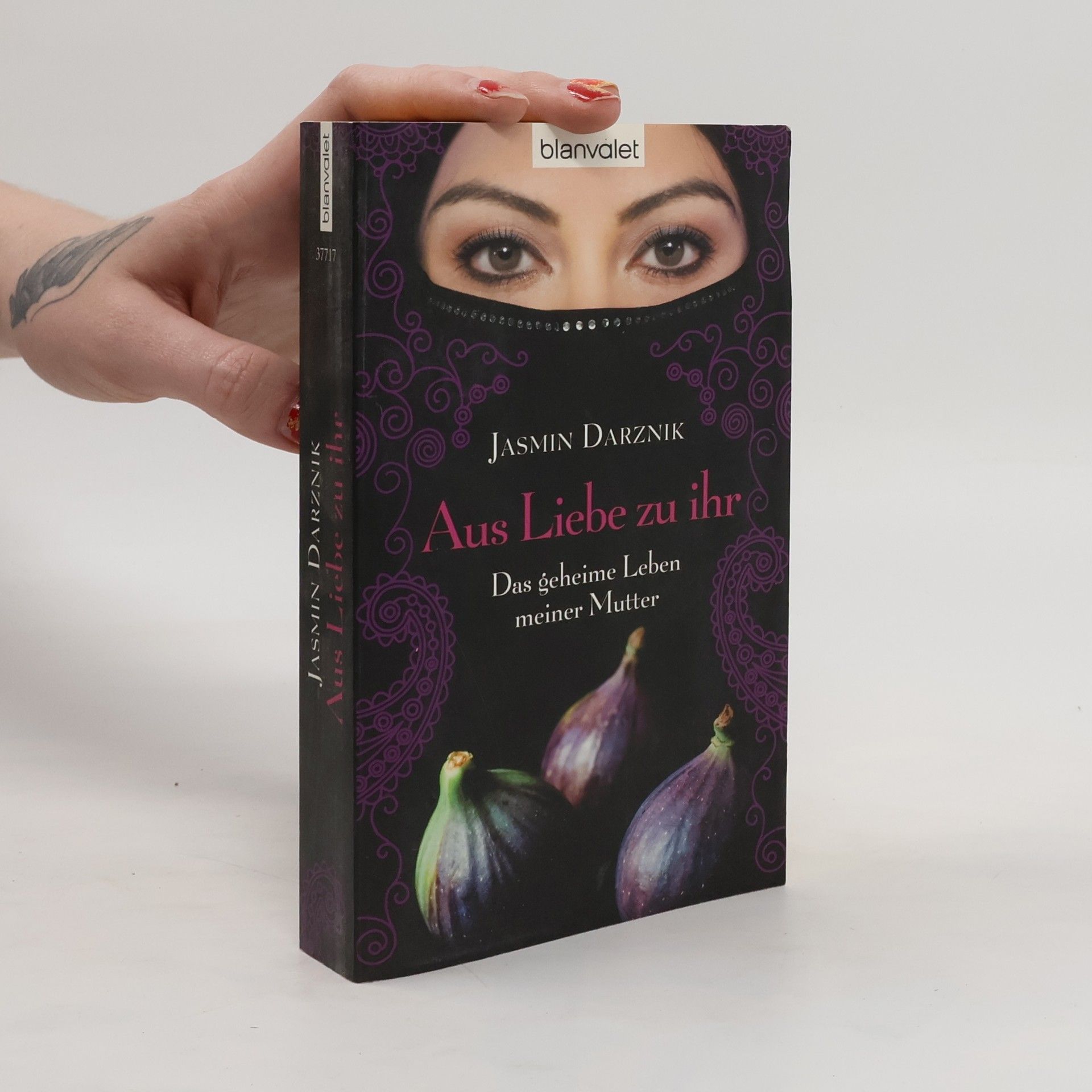 Jasmin Darznik Aus Liebe zu ihr