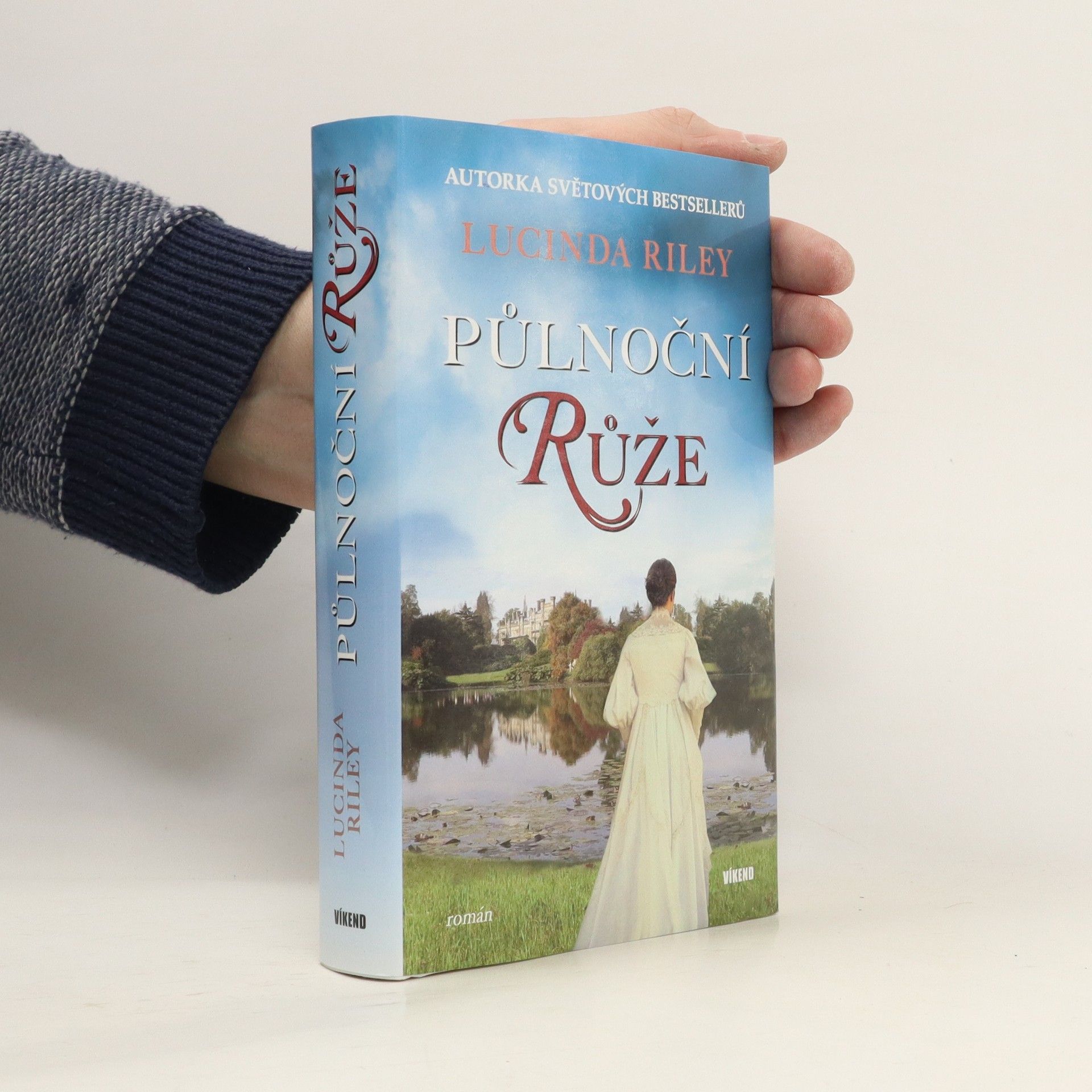 Lucinda Riley Půlnoční růže