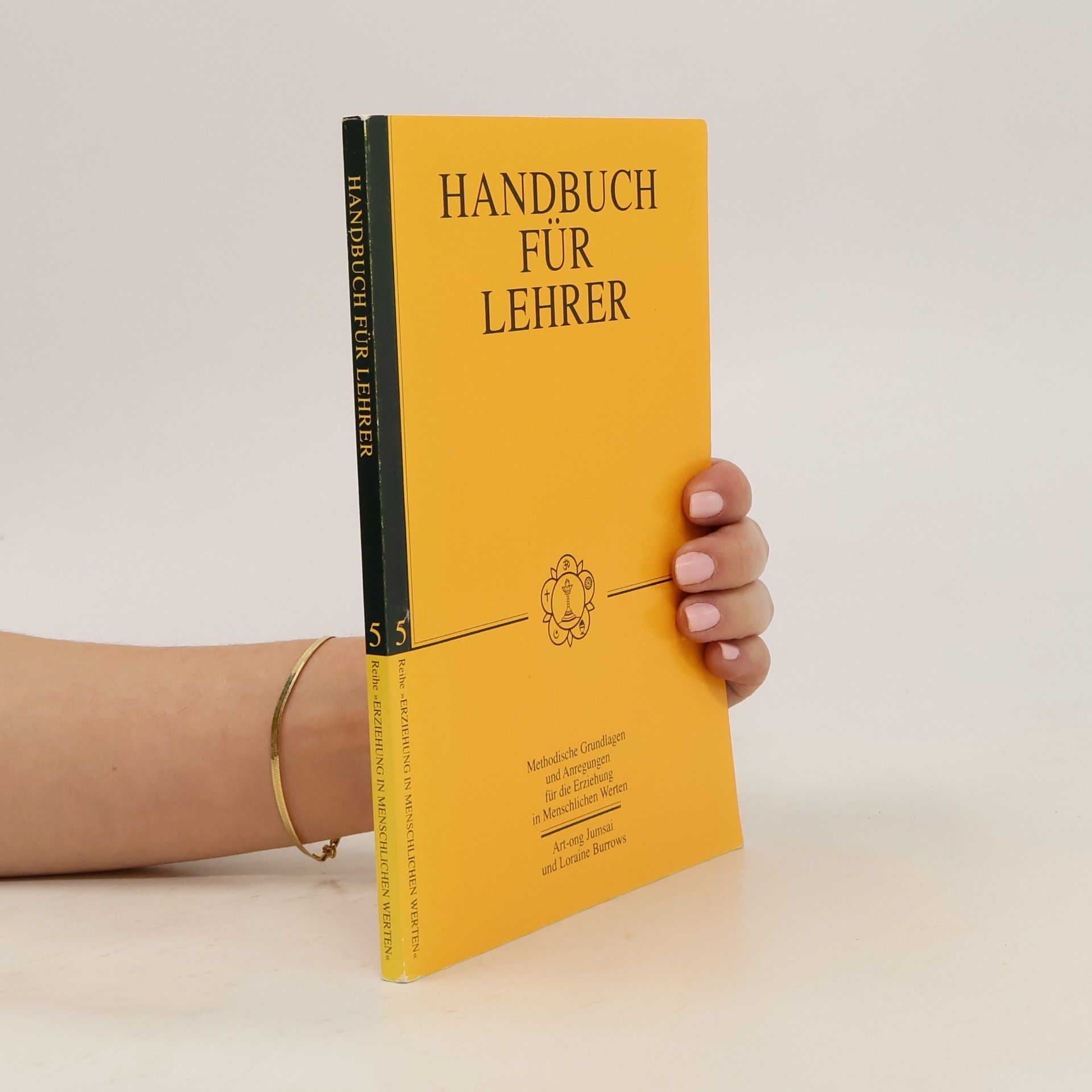 Art ong Jumsai Na Ayudhya Handbuch für Lehrer