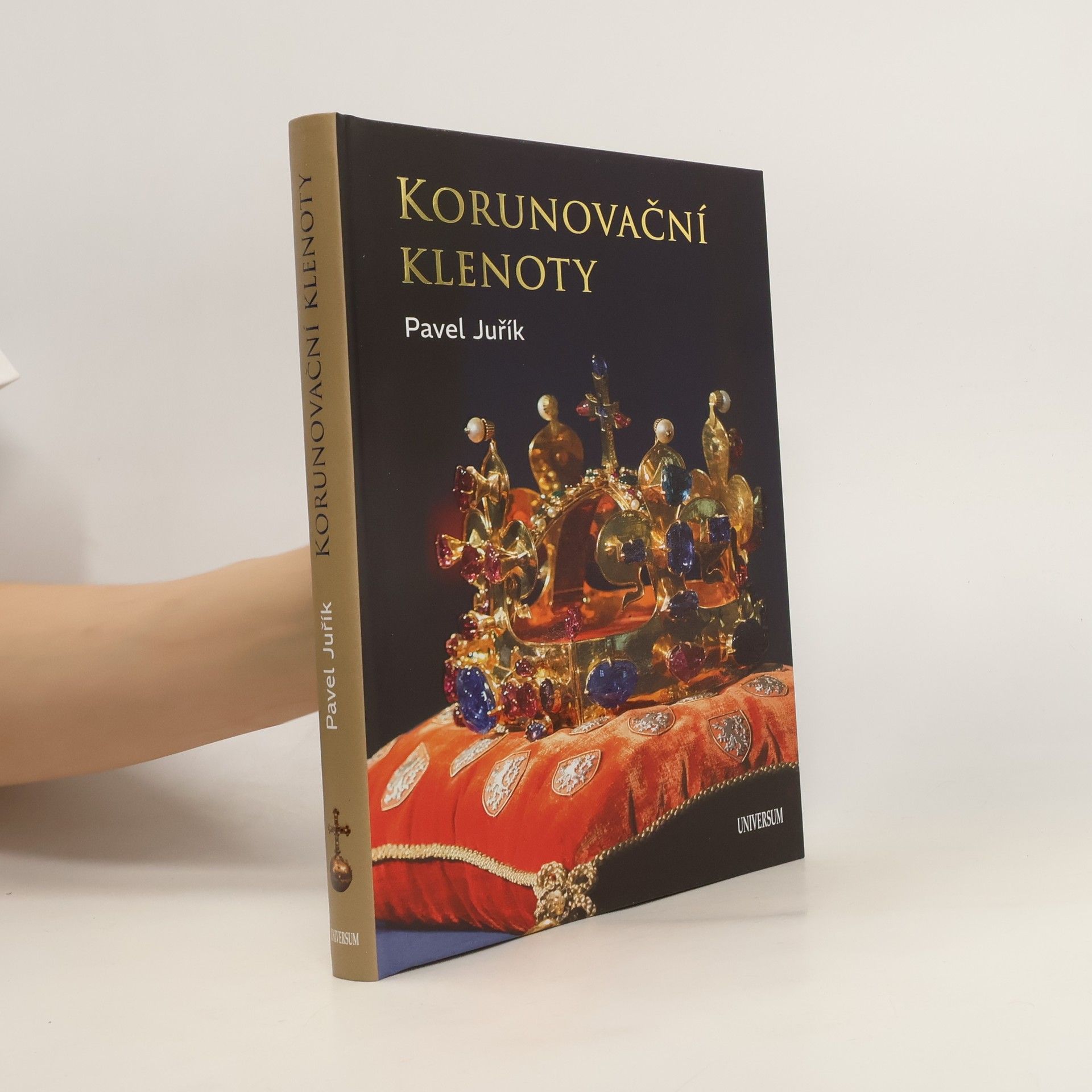Pavel Juřík Korunovační klenoty