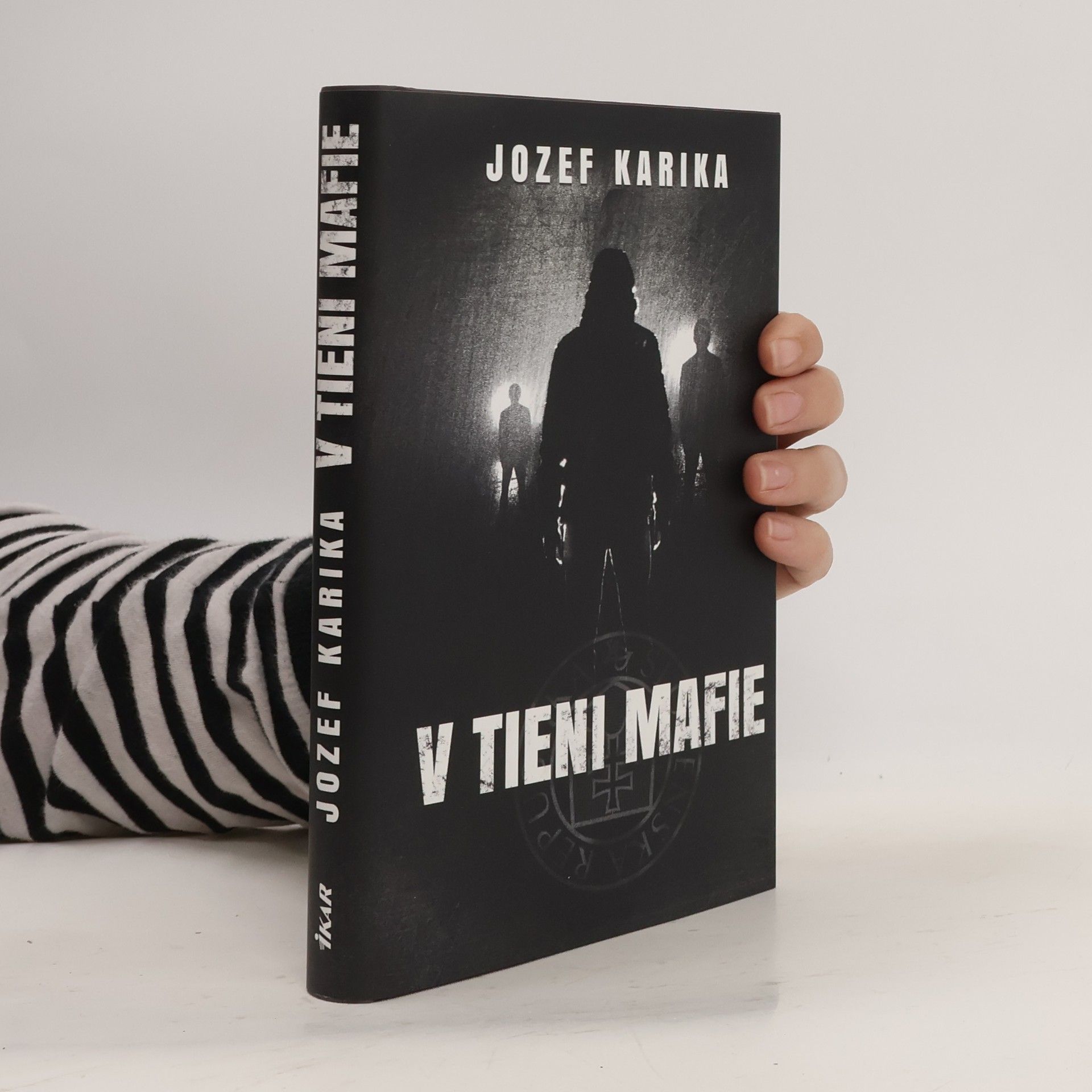 Jozef Karika V tieni mafie