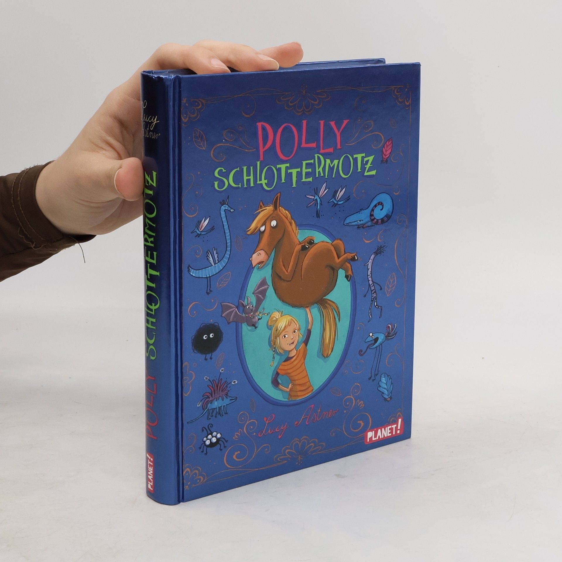 Lucy Astner Polly Schlottermotz