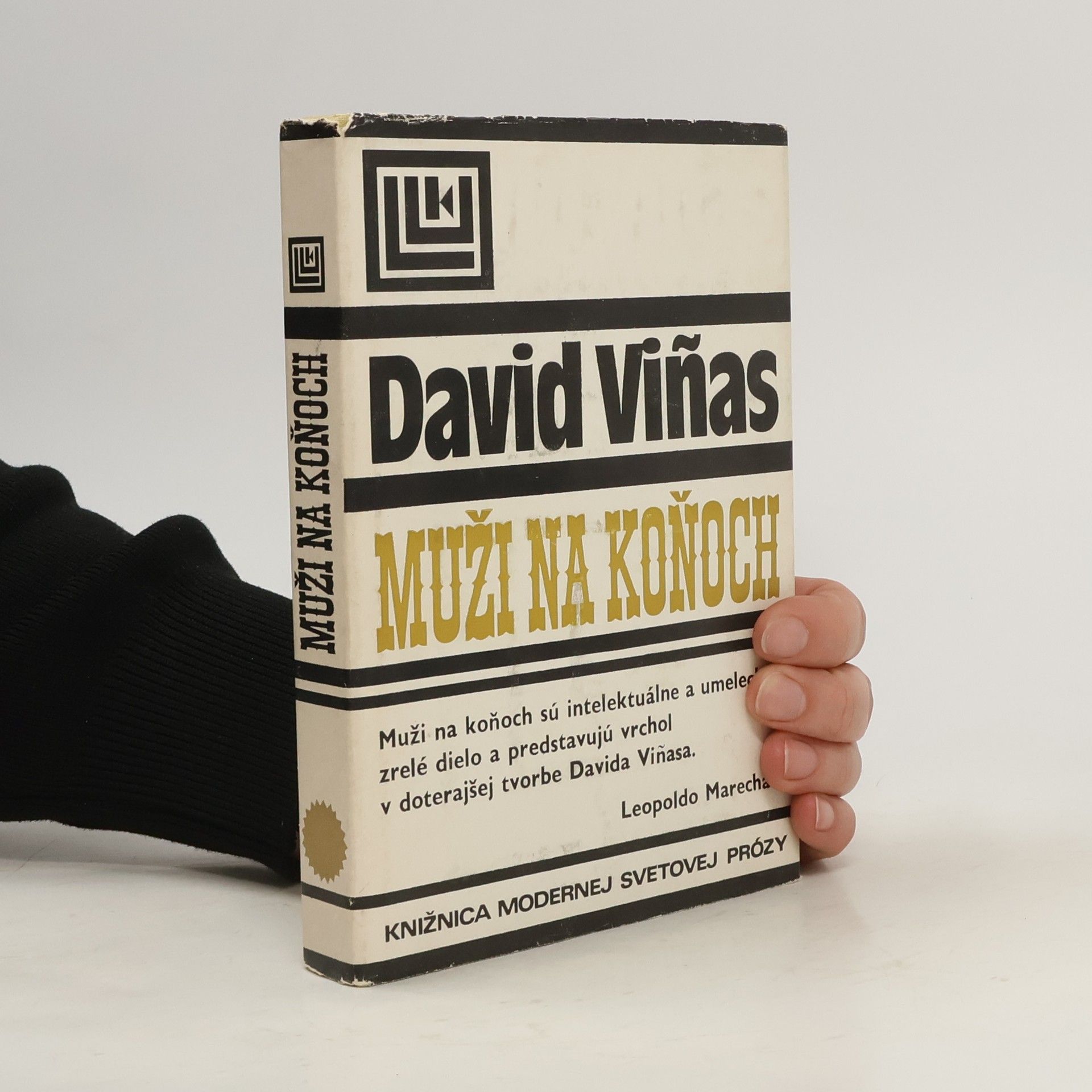 David Viñas Muži na koňoch