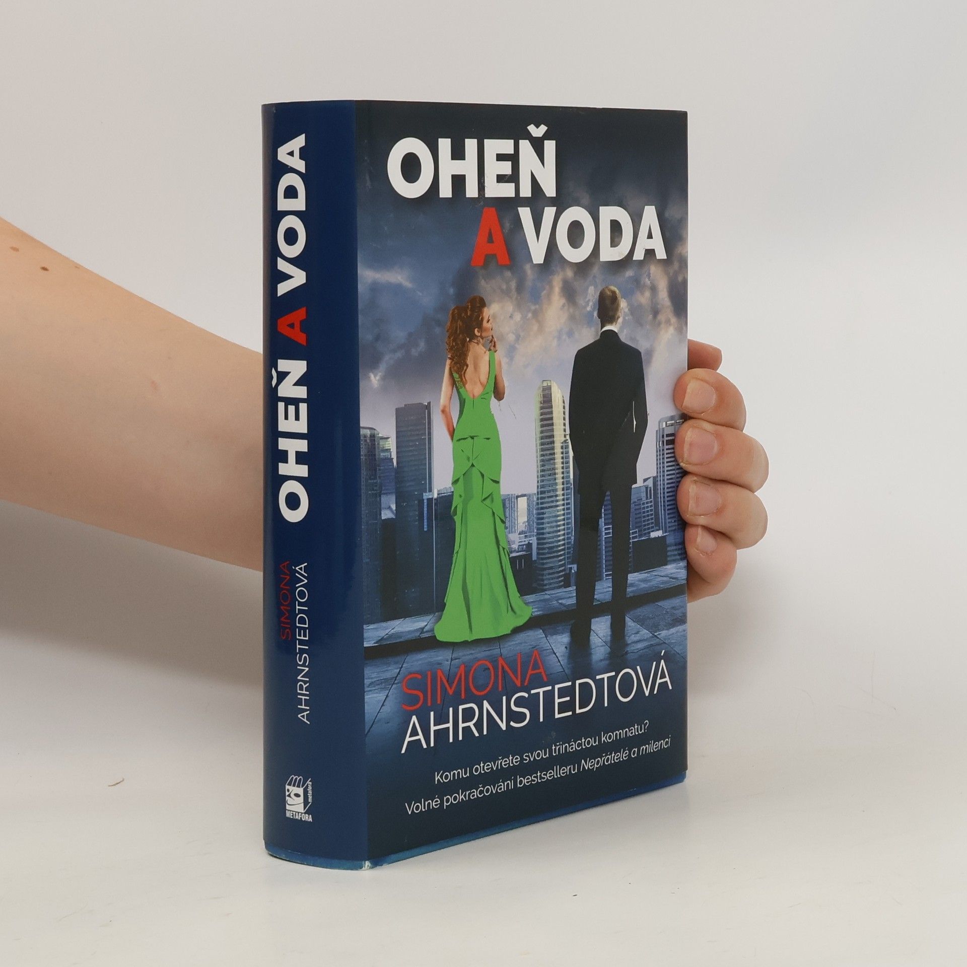 Simona Ahrnstedt Oheň a voda