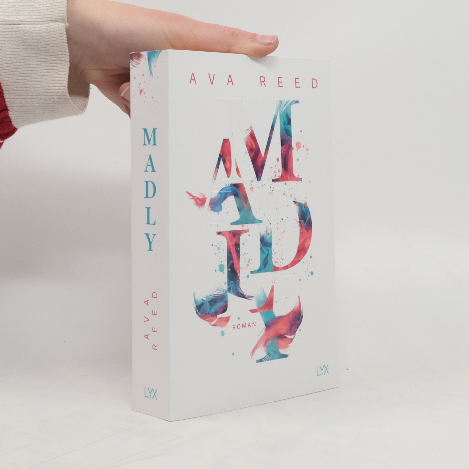 Ava Reed Madly