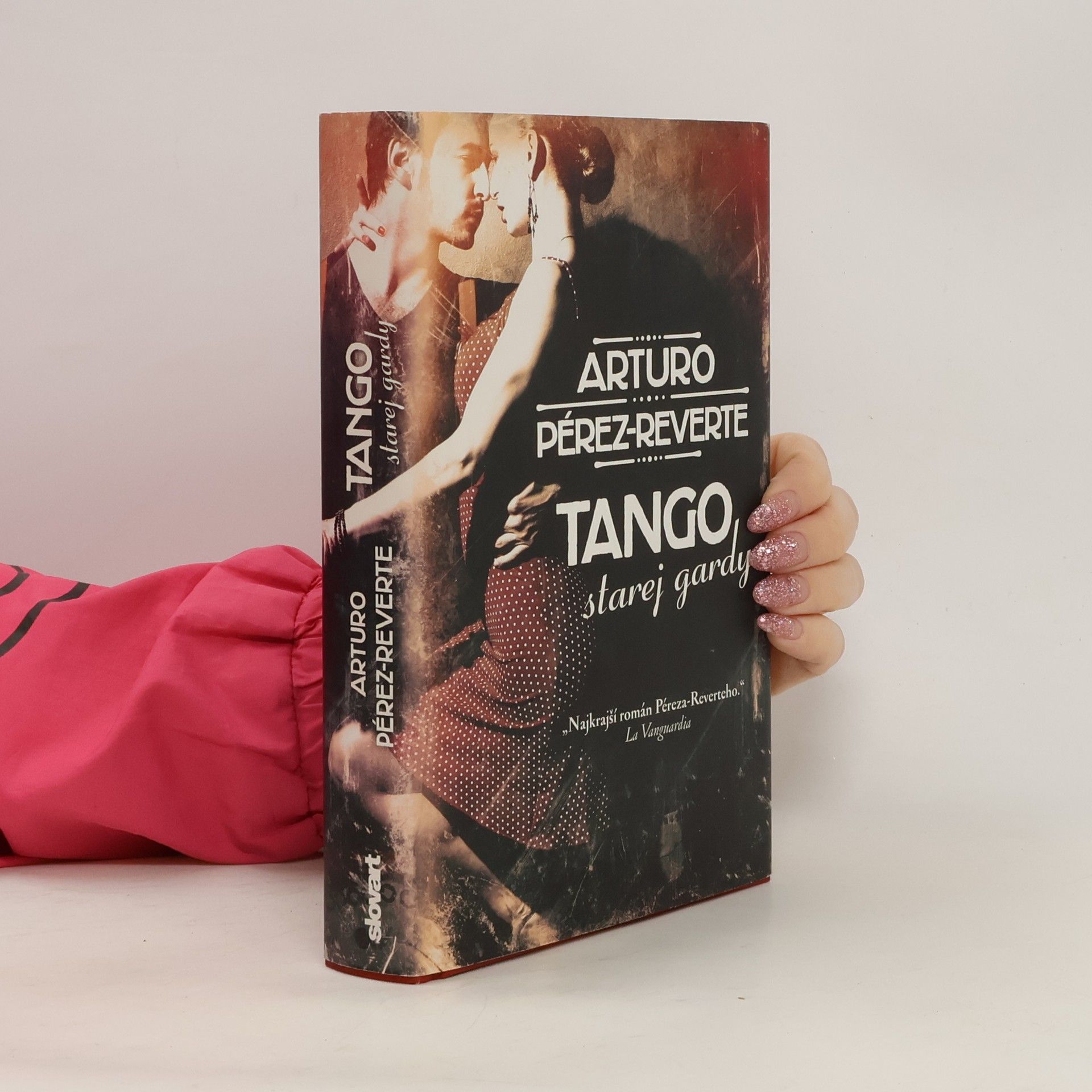 Arturo Pérez-Reverte y Gutiérrez Tango starej gardy