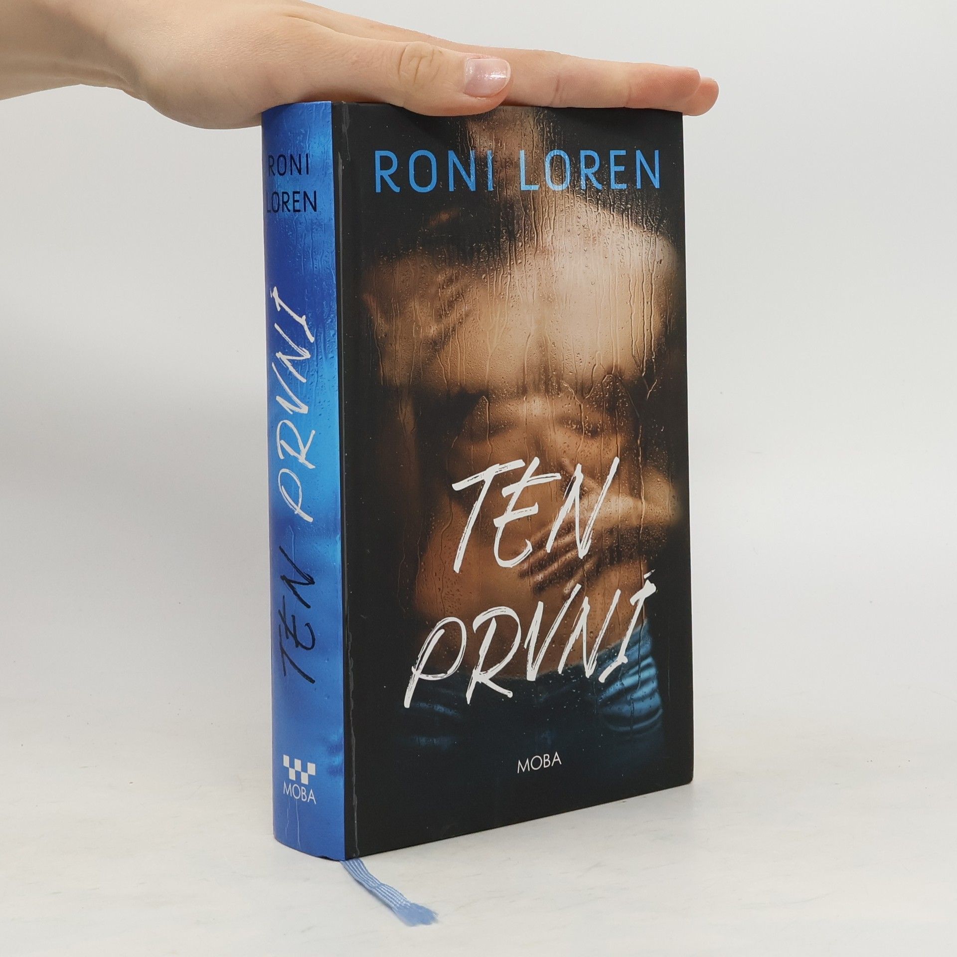 Roni Loren Ten první