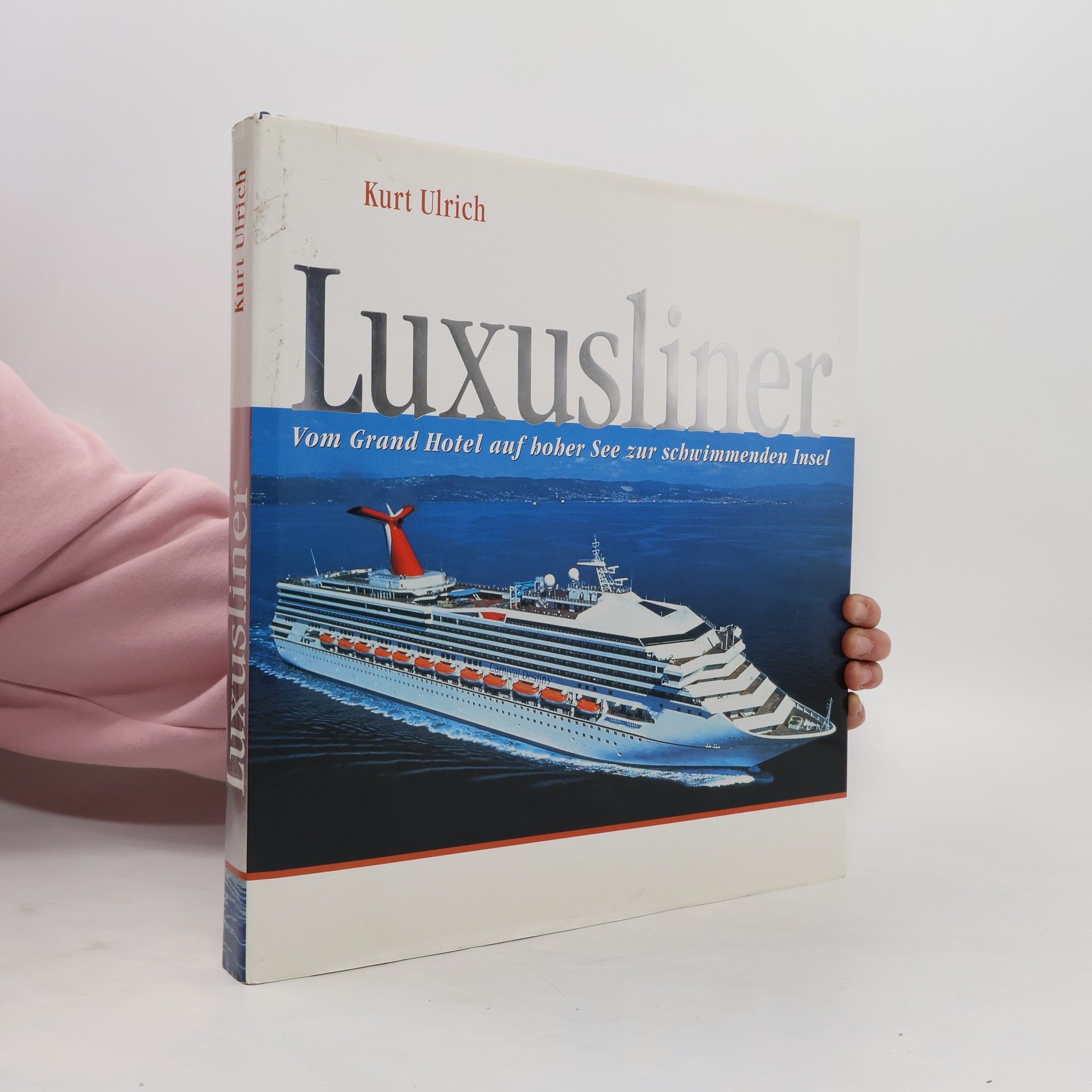 Luxusliner. Vom Grand Hotel auf hoher See zur schwimmen Insel