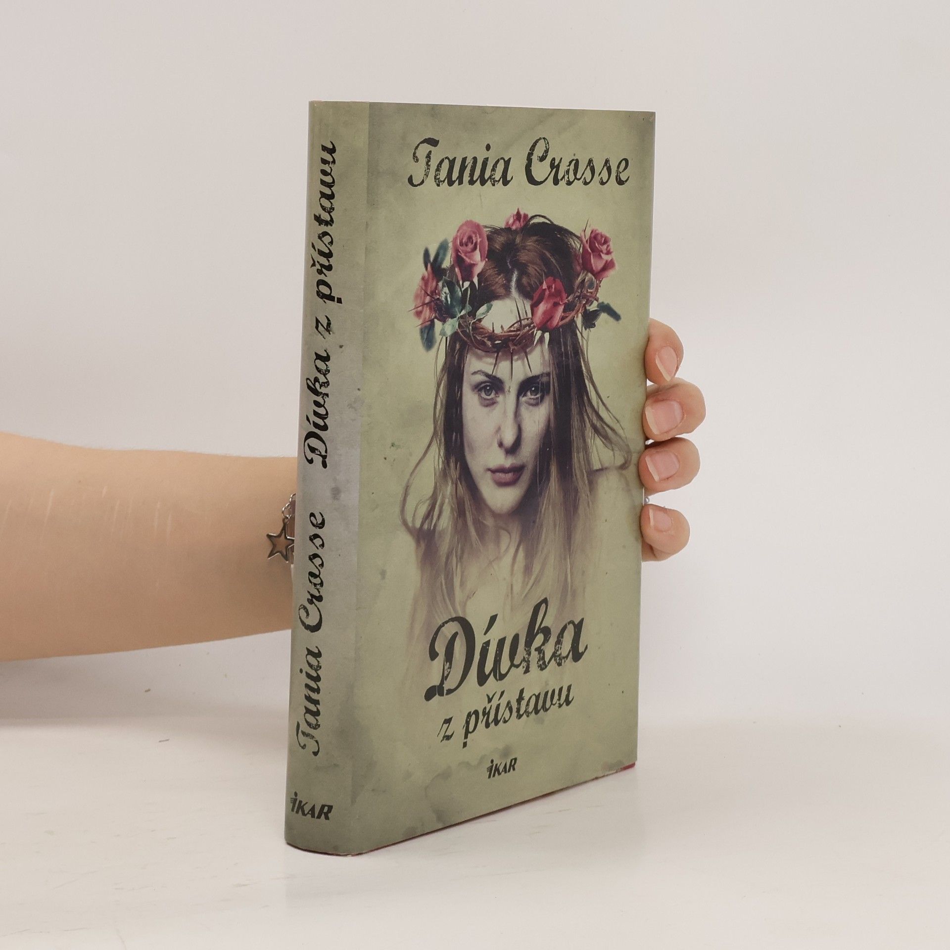 Tania Anne Crosse Dívka z přístavu