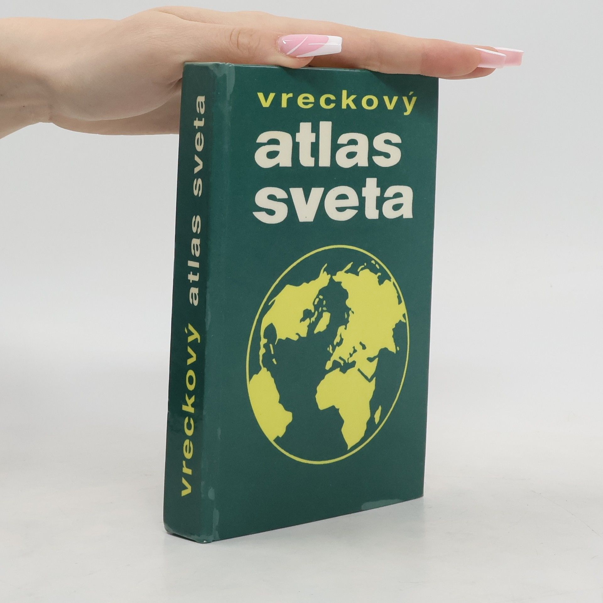 Autorenkollektiv Vreckový atlas sveta