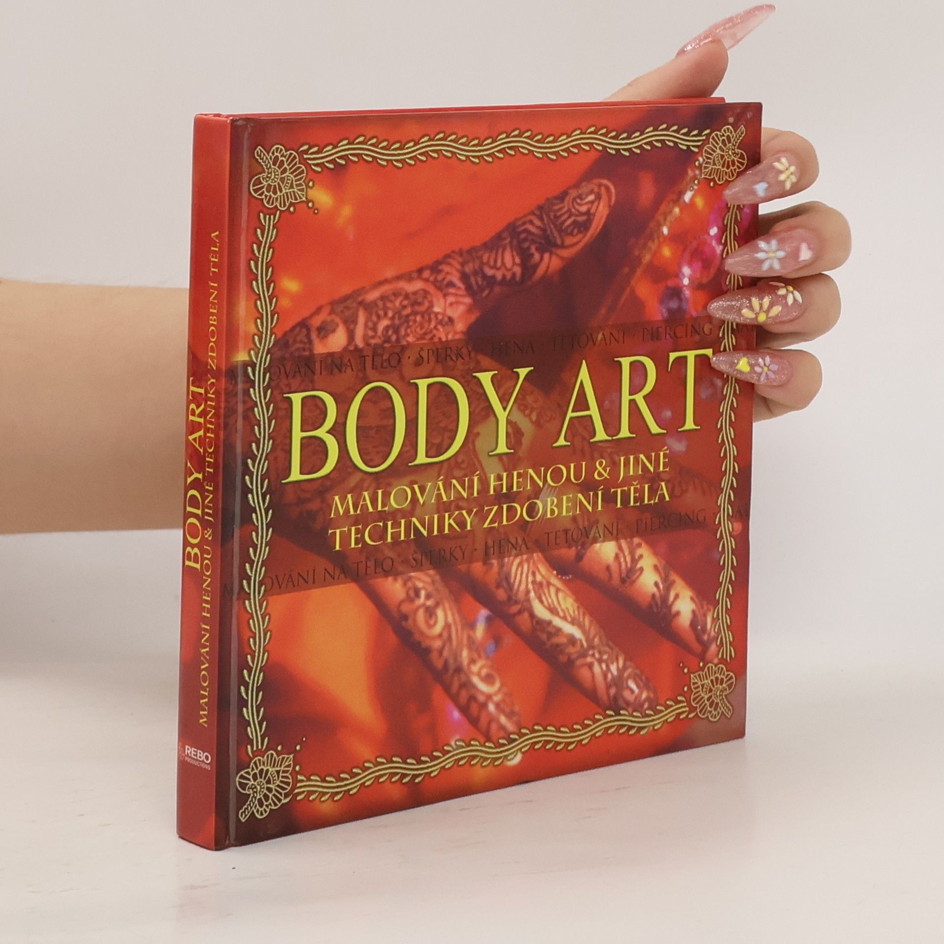 Bryony Simmonds Body art