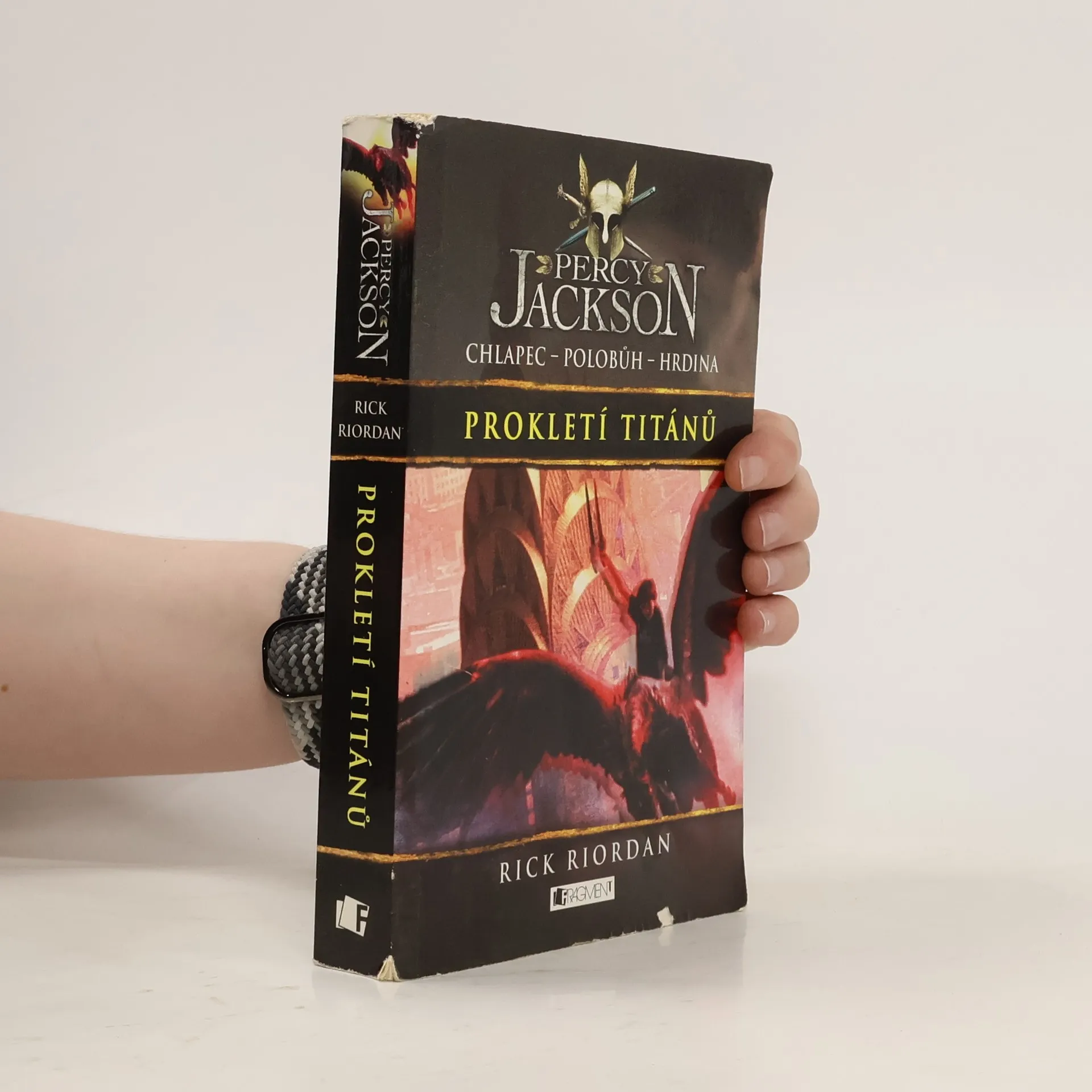 Percy Jackson. Prokletí Titánů | Kniha | mäkká | Dana Chodilová | CS